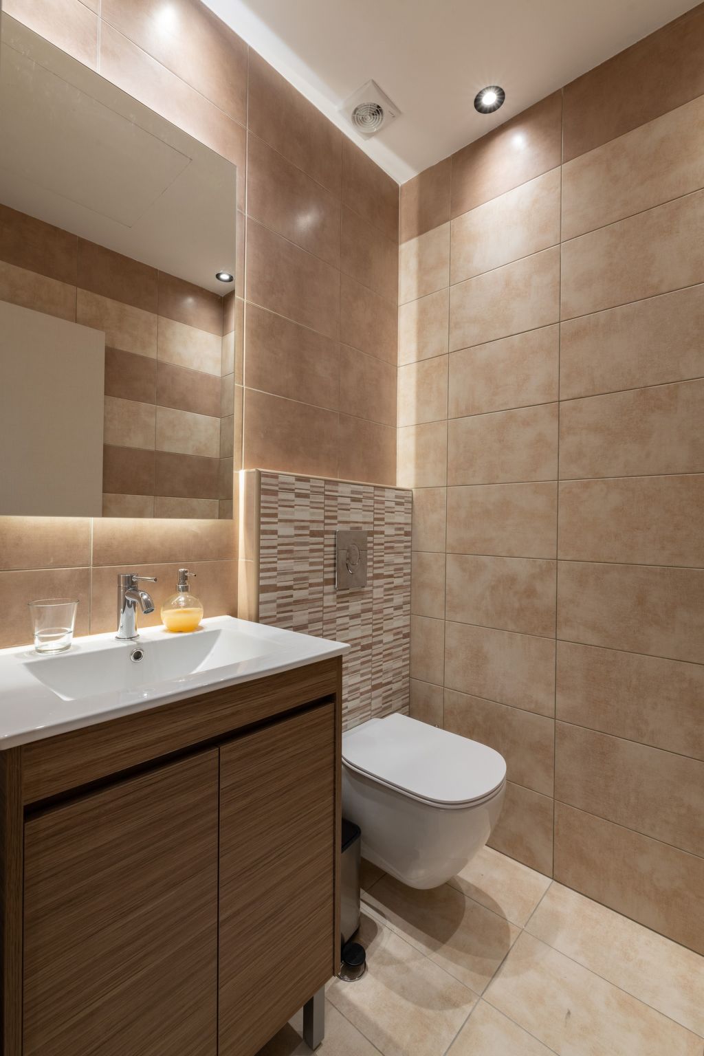 Rhodes Skyline Suites-Image-tags.info