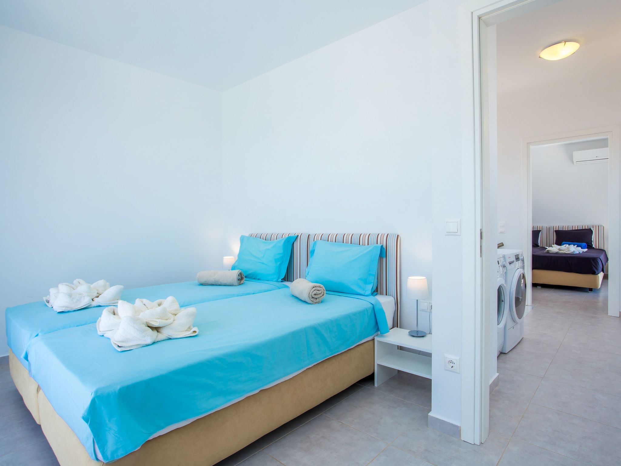 Luxuriöse Privatvilla mit 4 Schlafzimmern und privatem Pool-Image-tags.info