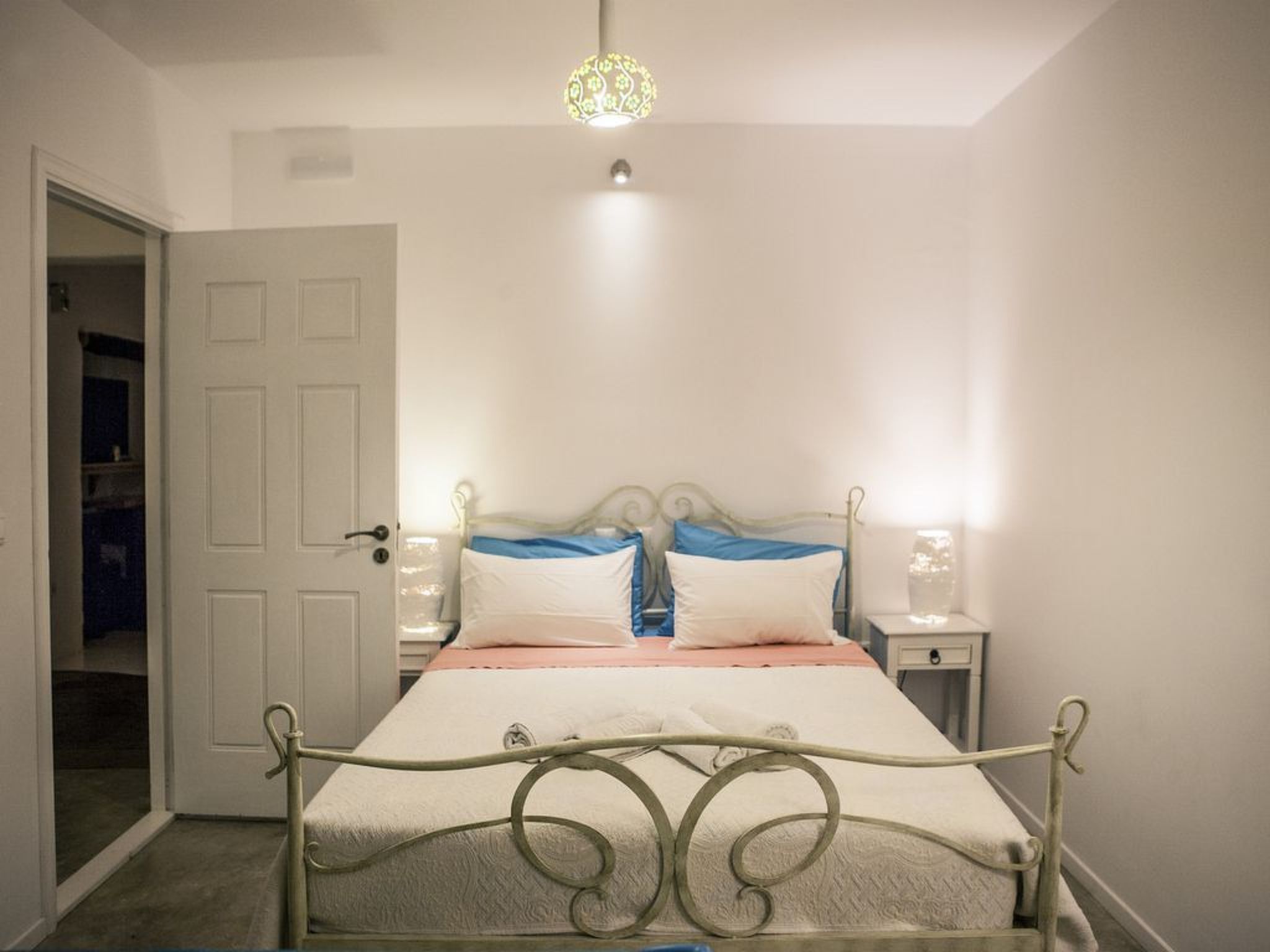 Hütte mit eigenem Garten und Grill-Image-tags.info