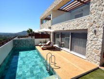 Villa 101 Rhodos: Nieuw vrijstaand privéparadijs met zwembad aan zee in Faliraki - thumbnail 3