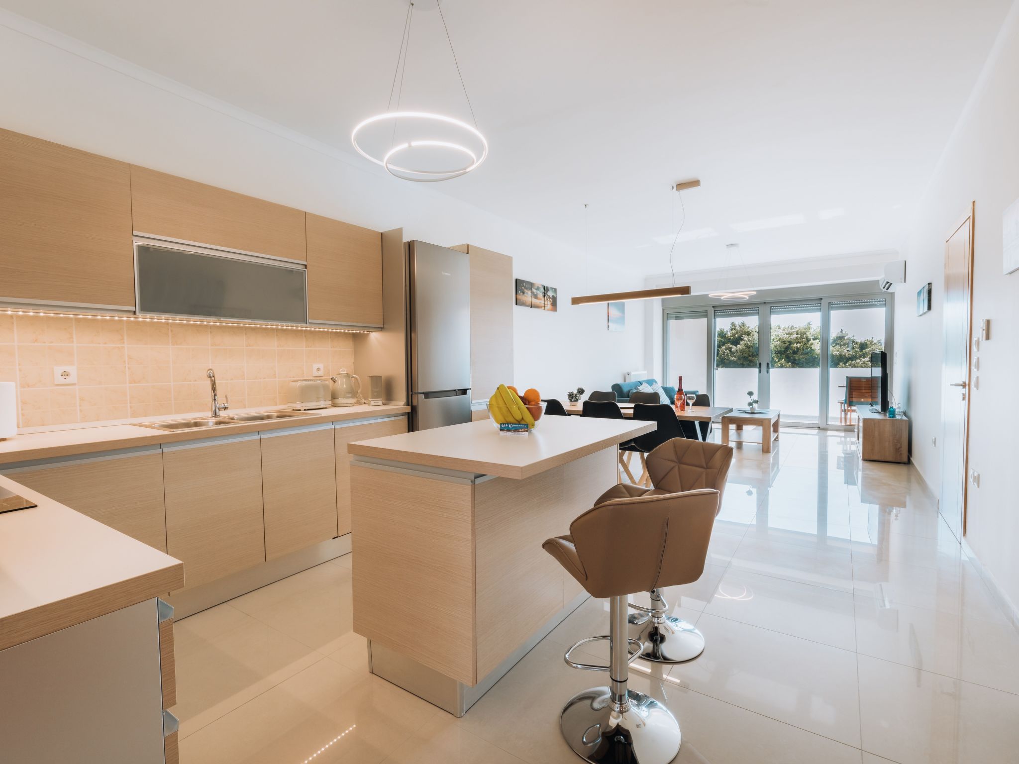 Rhodes Port Haven Suite-Dedans