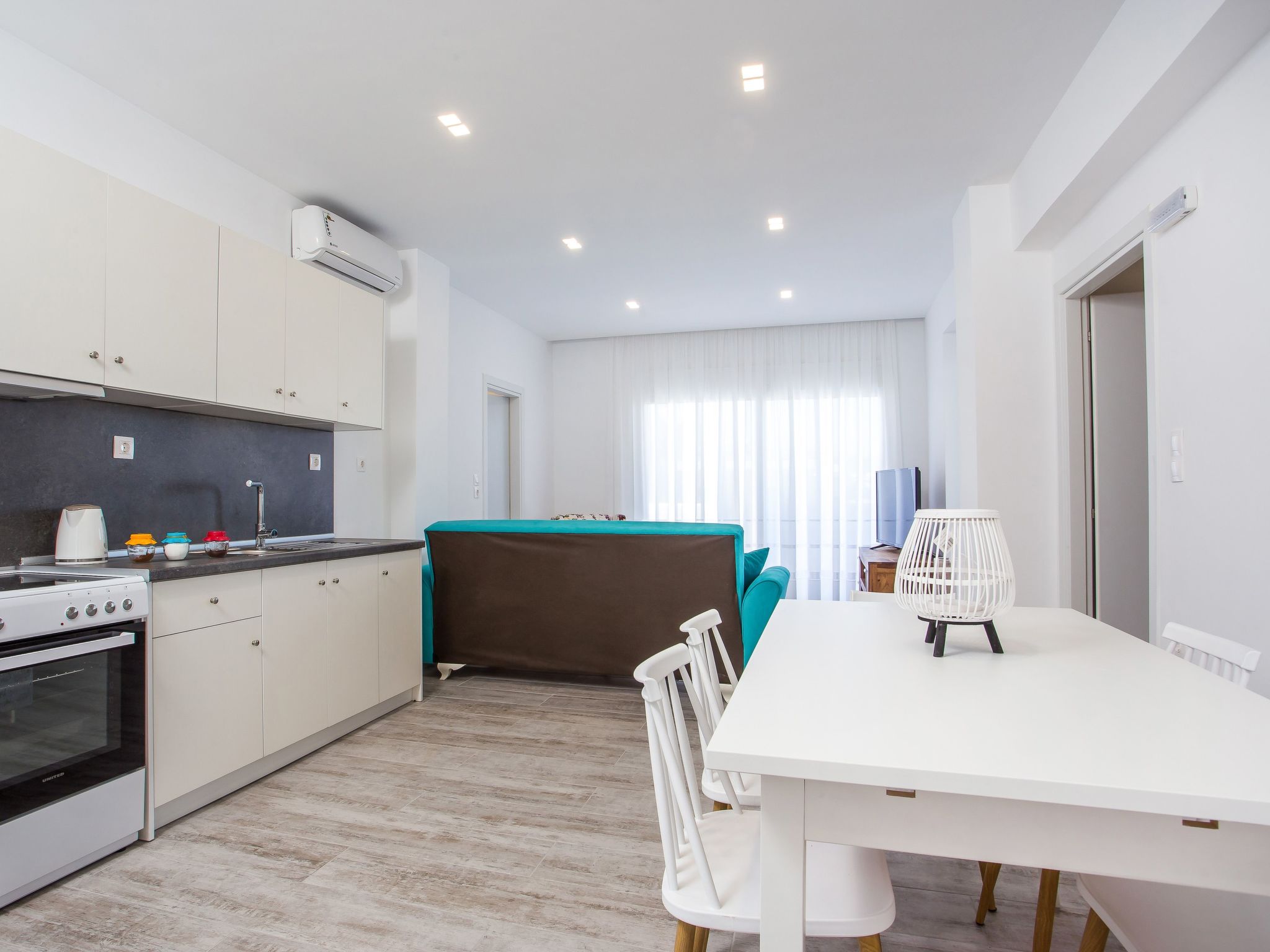 Ammos Apartment - in neu gebautem Designerhaus-Binnen