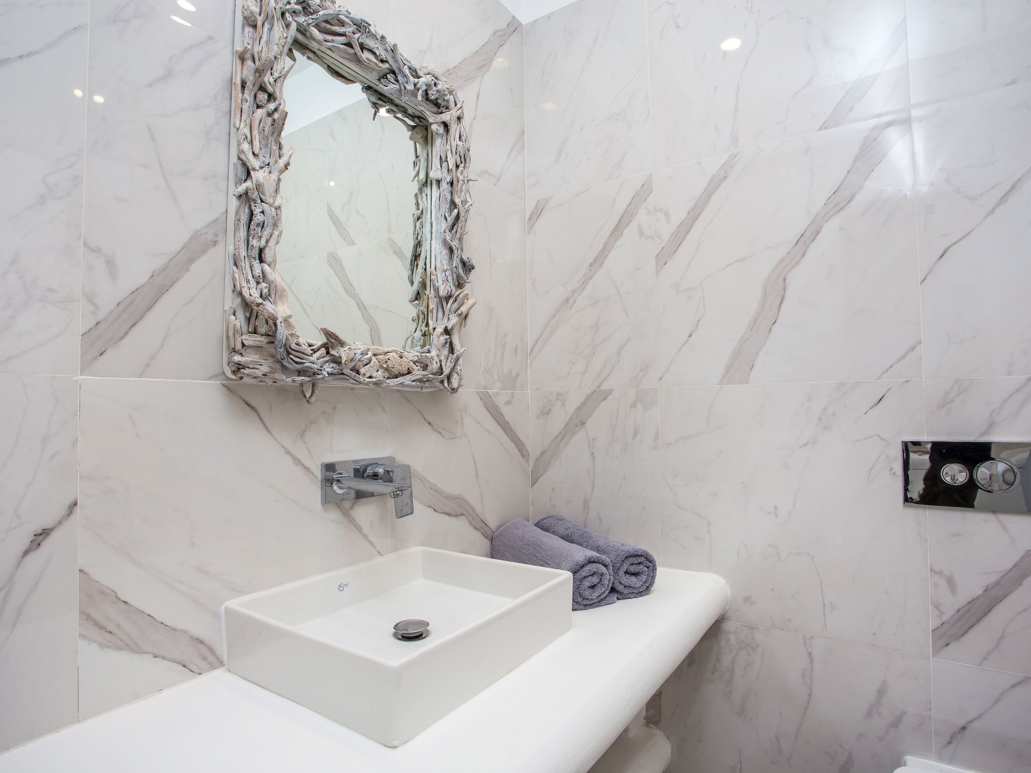 Ammos Luxury Suite - in der Nähe des Strandes von Faliraki-Binnen