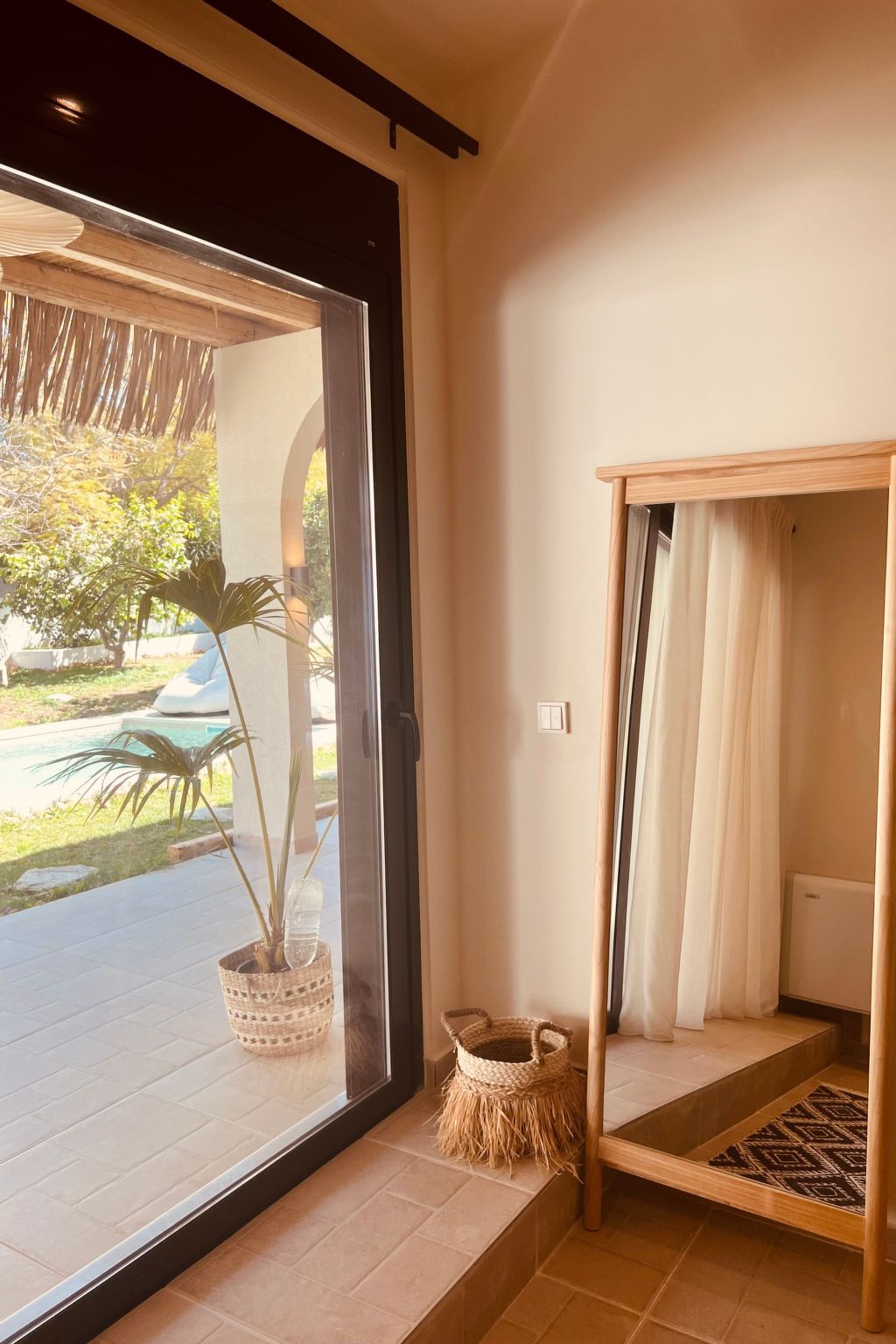 "Naya" mit eigenem Pool-Image-tags.info