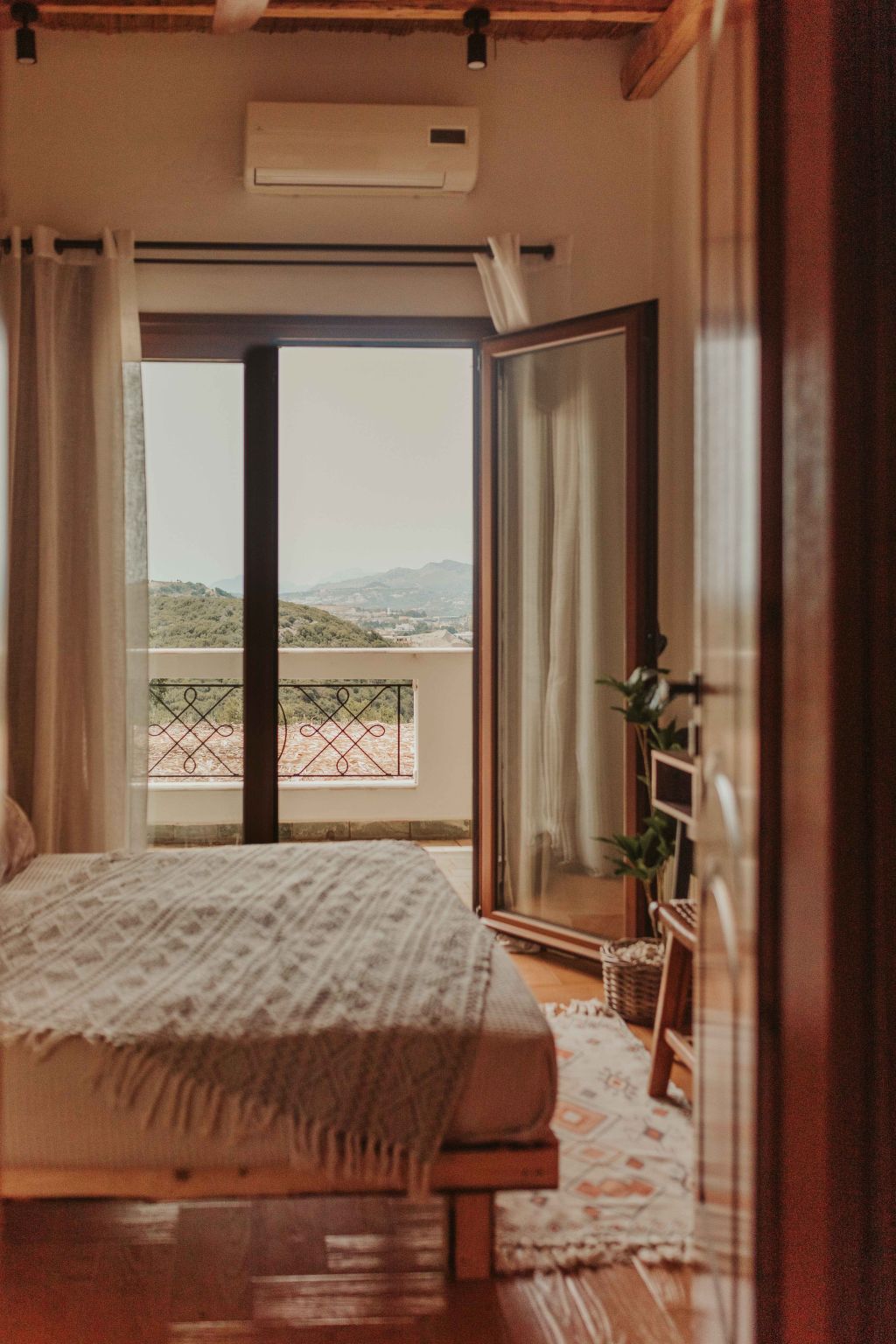 Villa Maya mit Pool und Bergblick-Dedans