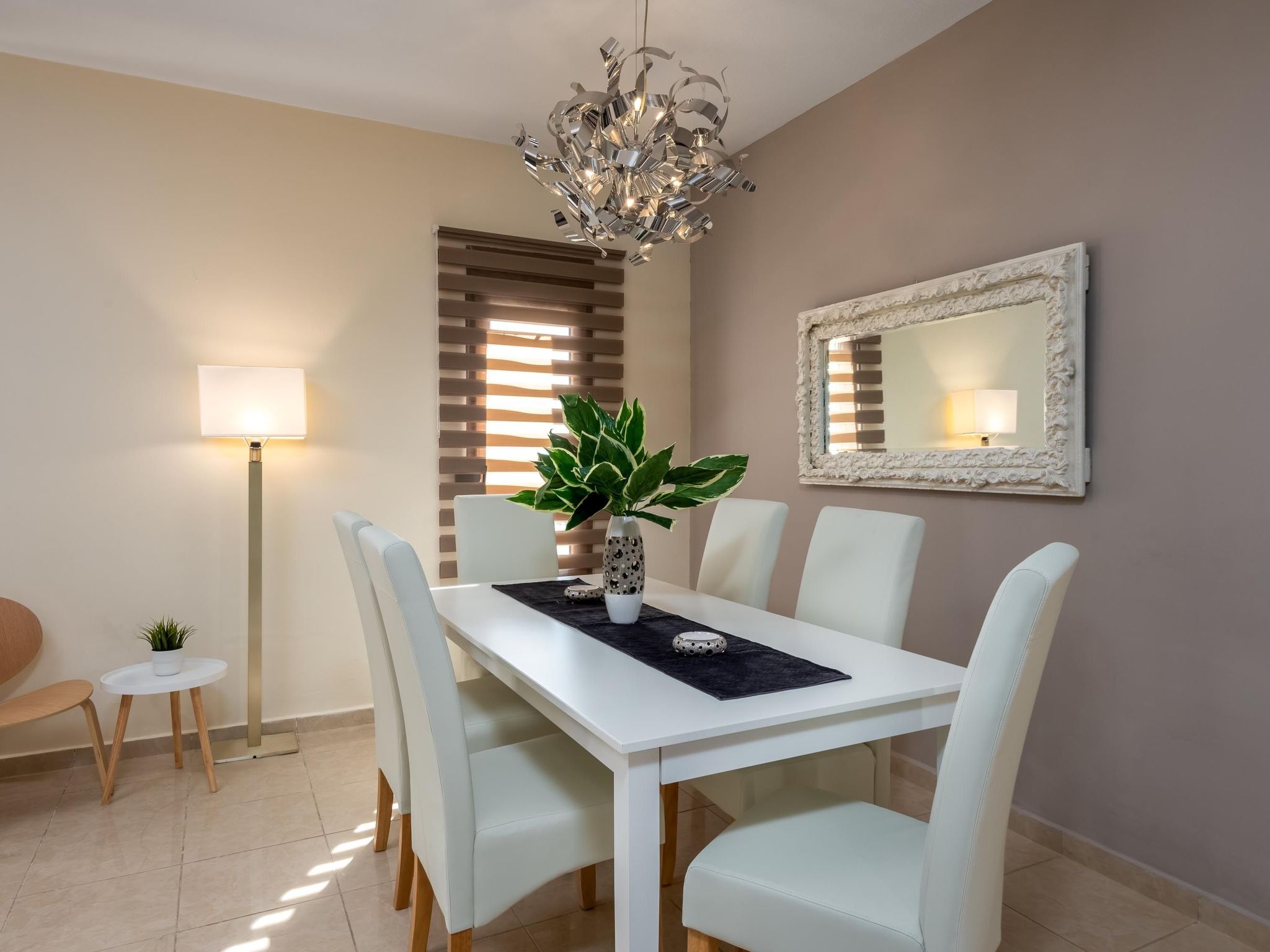 Villa Aileen für 10 Personen auf Rhodos-Dedans