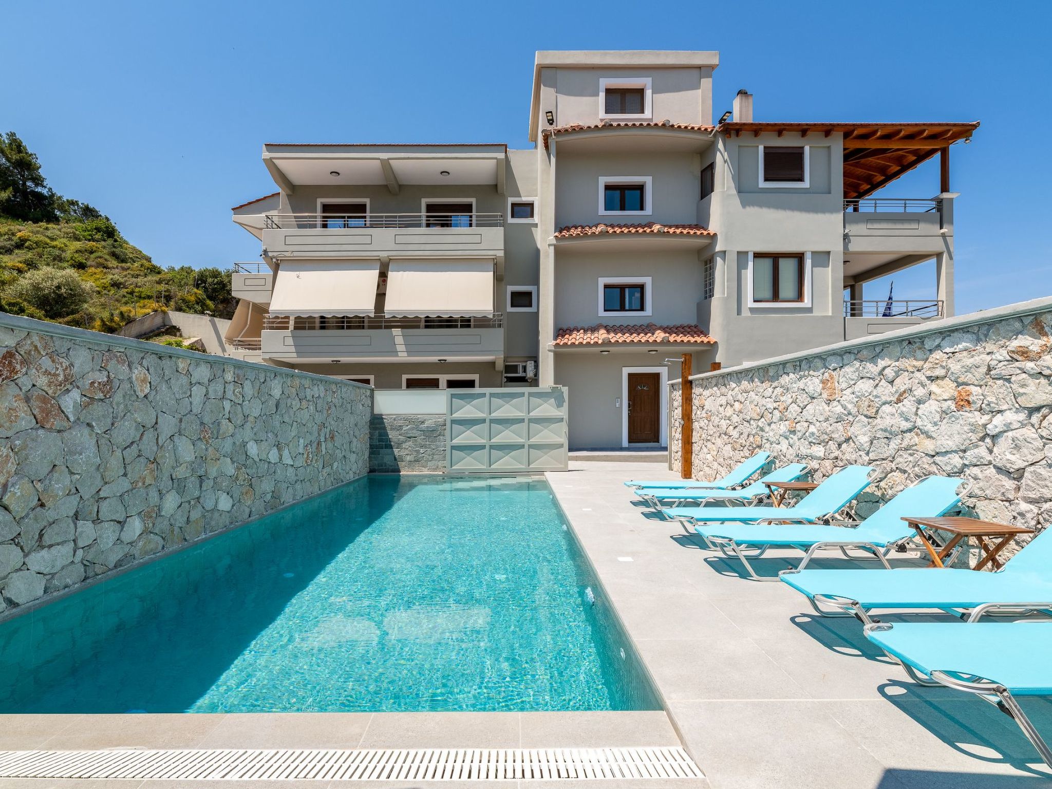 Athena PoolFront