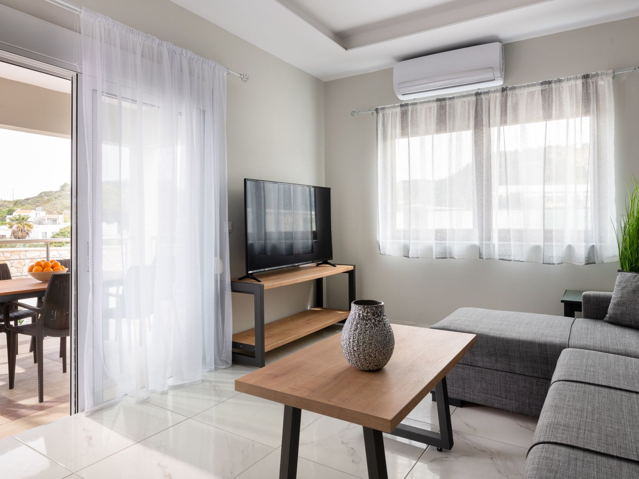 Athena PoolFront-Image-tags.info