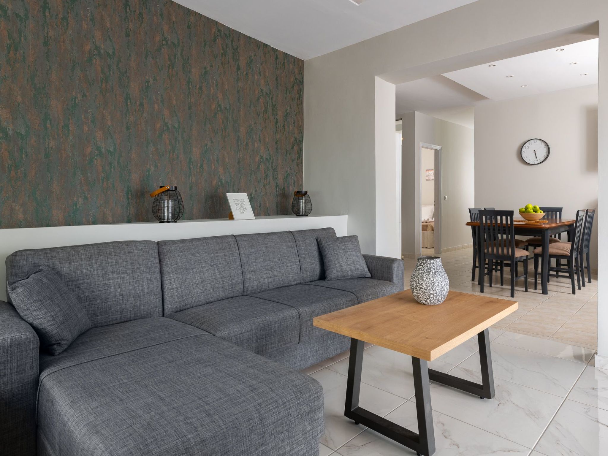 Athena PoolFront-Image-tags.info