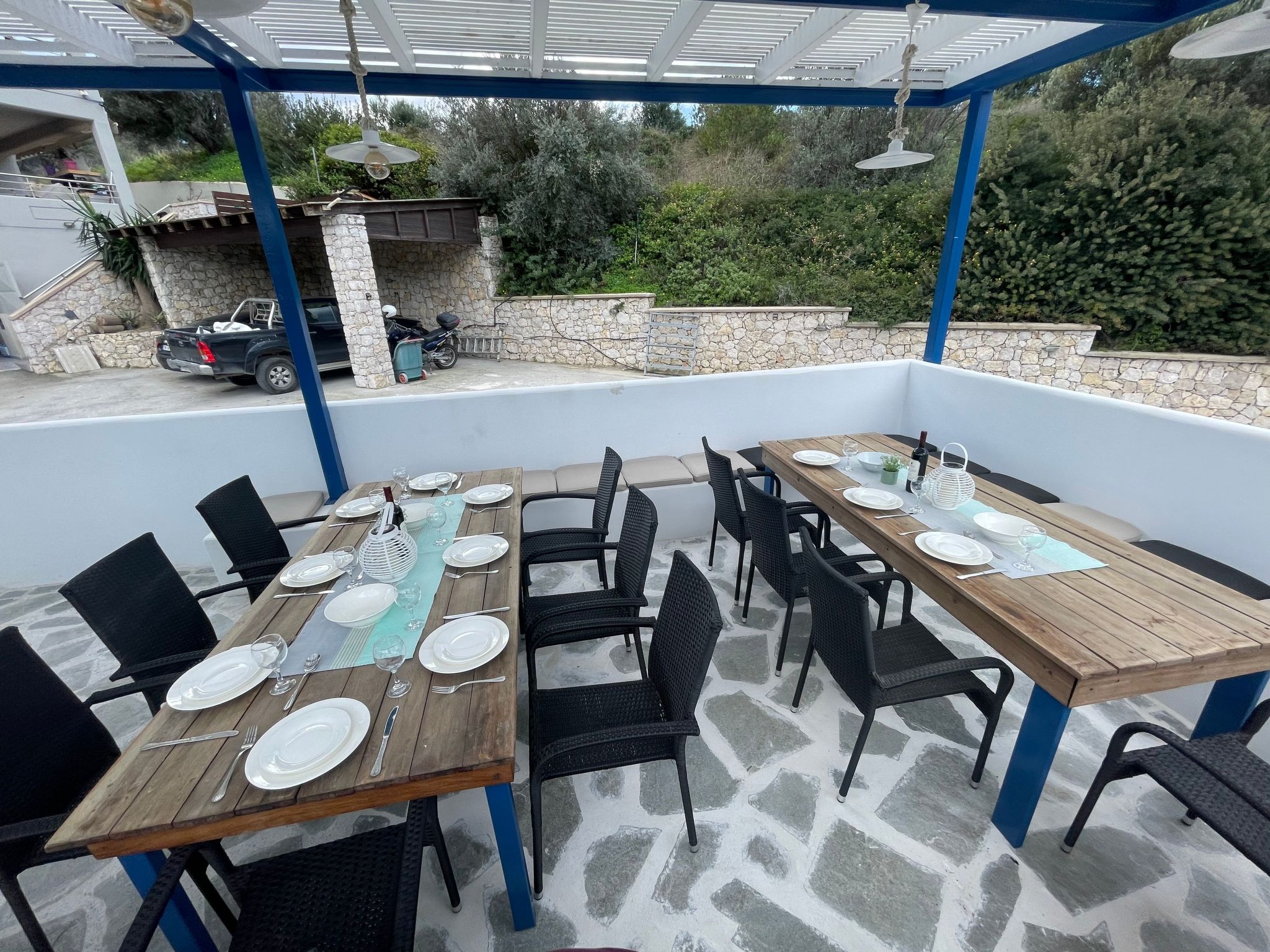 Athena PoolFront-Image-tags.info