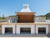 Artemis PoolFront: Modern vakantiehuis met privézwembad in Faliraki, Rhodos - thumbnail 6