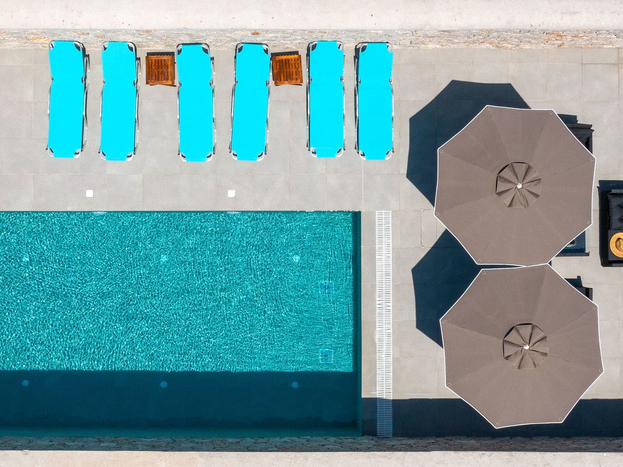 Artemis PoolFront-Image-tags.info