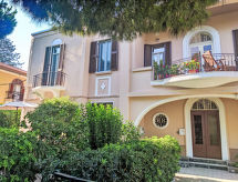 Zonovergoten appartement met panoramisch zeezicht en groot terras in Faliraki - thumbnail 1