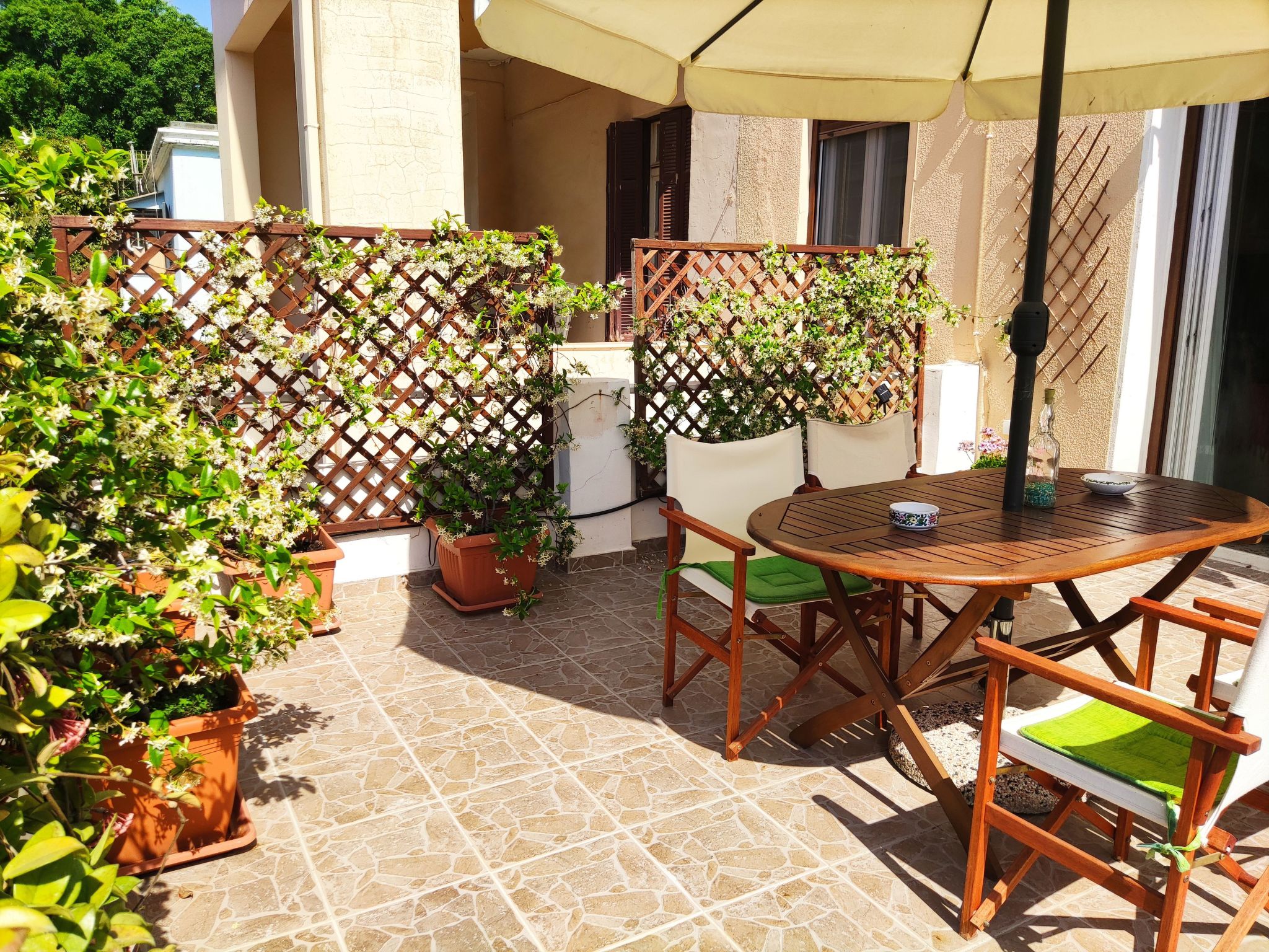 Wohnung mit Meerblick und großer Terrasse-Binnen