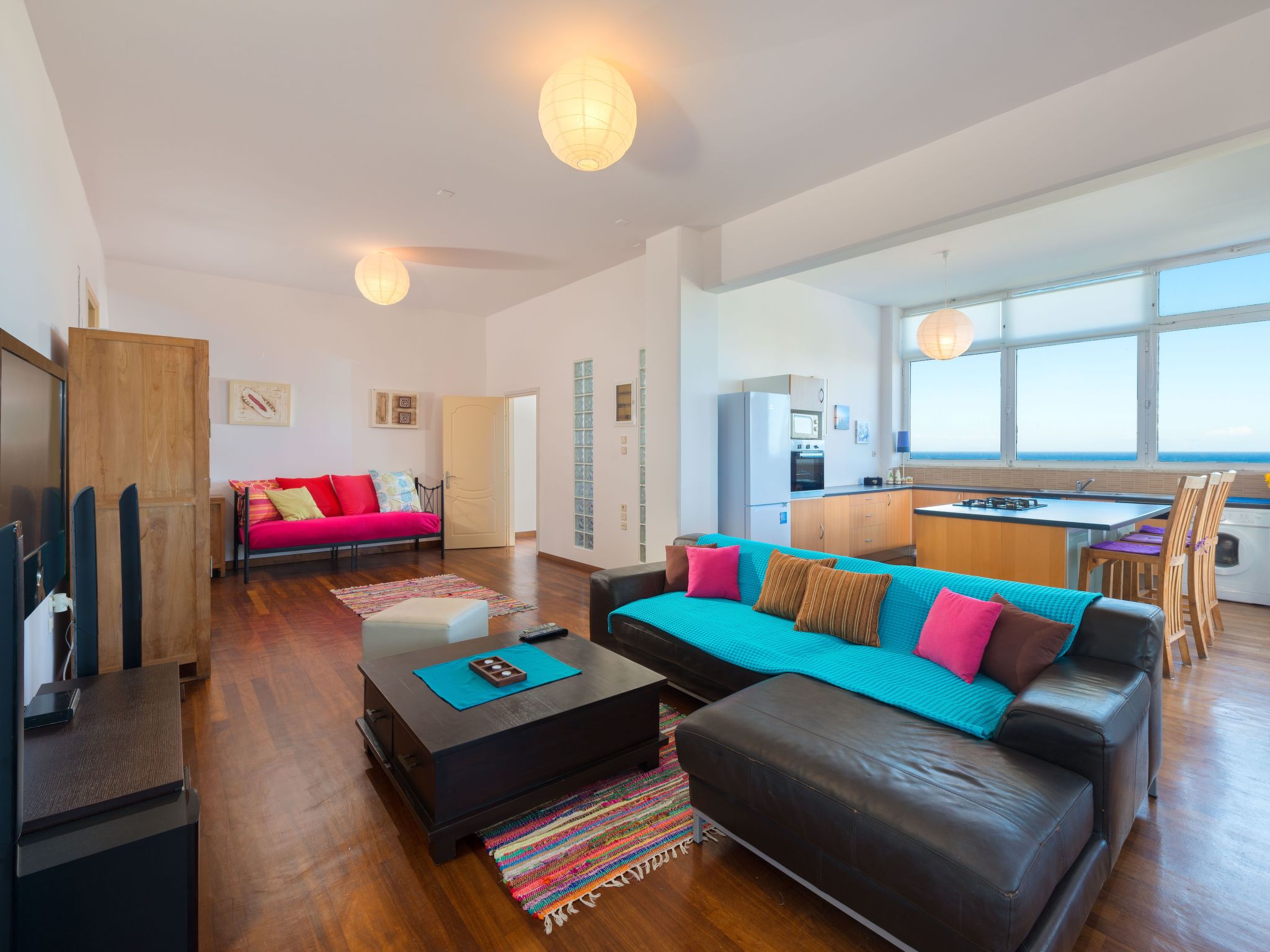 Drei-Zimmer-Wohnung mit Meerblick-Image-tags.info