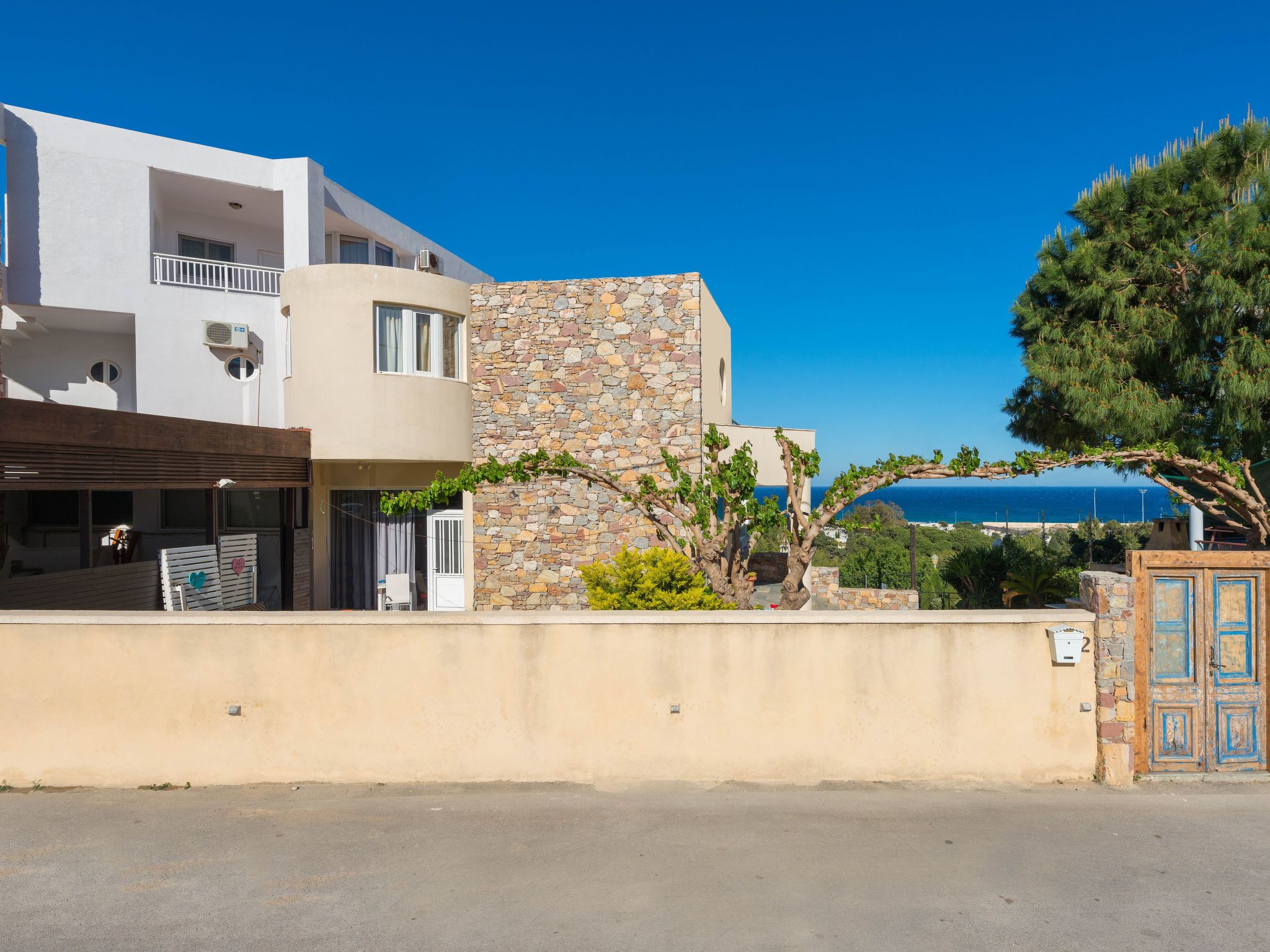 Drei-Zimmer-Wohnung mit Meerblick-Image-tags.info