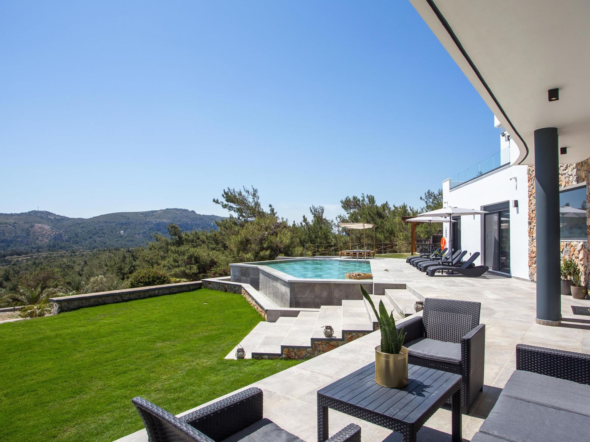 Villa Indira in der Nähe des Dorfes Kallithea-Dedans