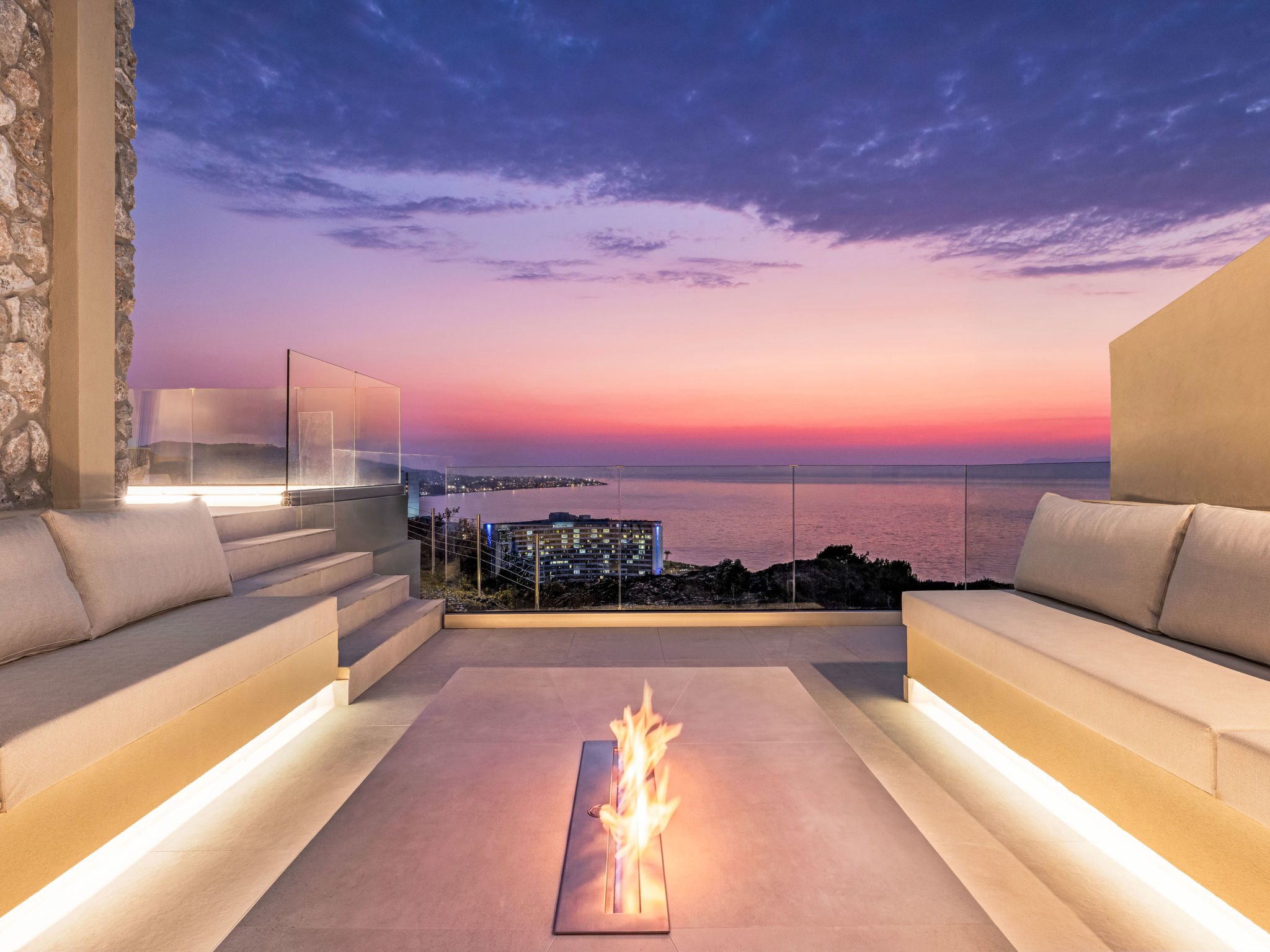 Monte Smith Villa Aether
