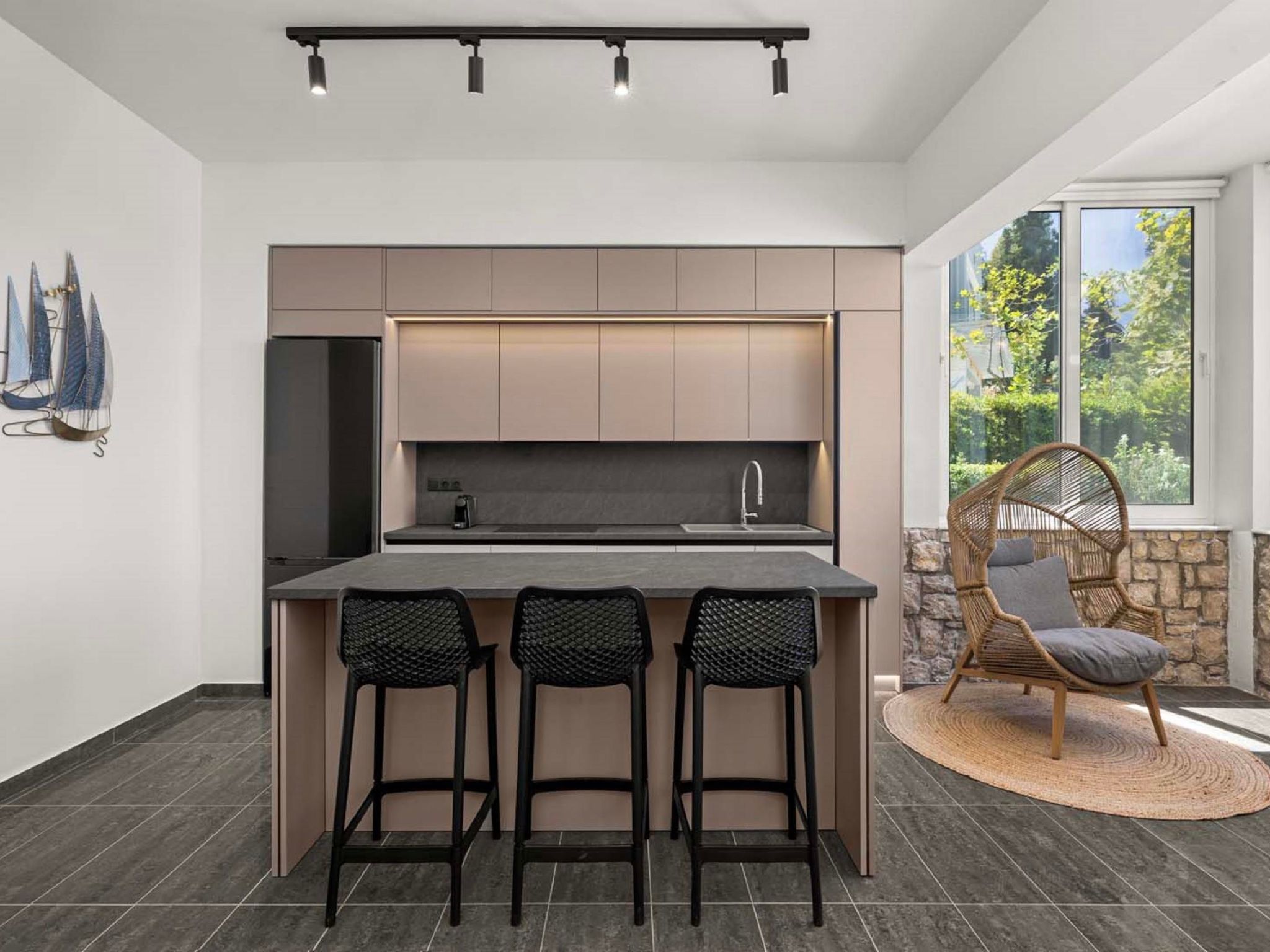 "Adamas Villa Rhodos"-Image-tags.info