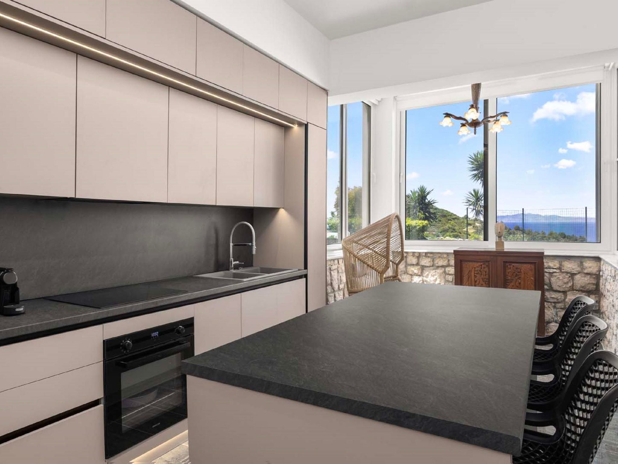 "Adamas Villa Rhodos"-Image-tags.info