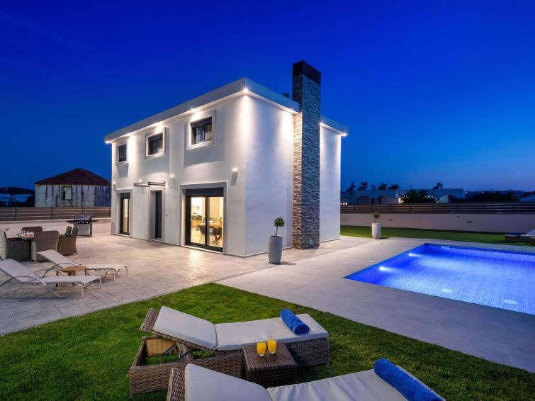 Villa Billys: Vrijstaand paradijs met privézwembad en bergzicht op Rhodos in Faliraki