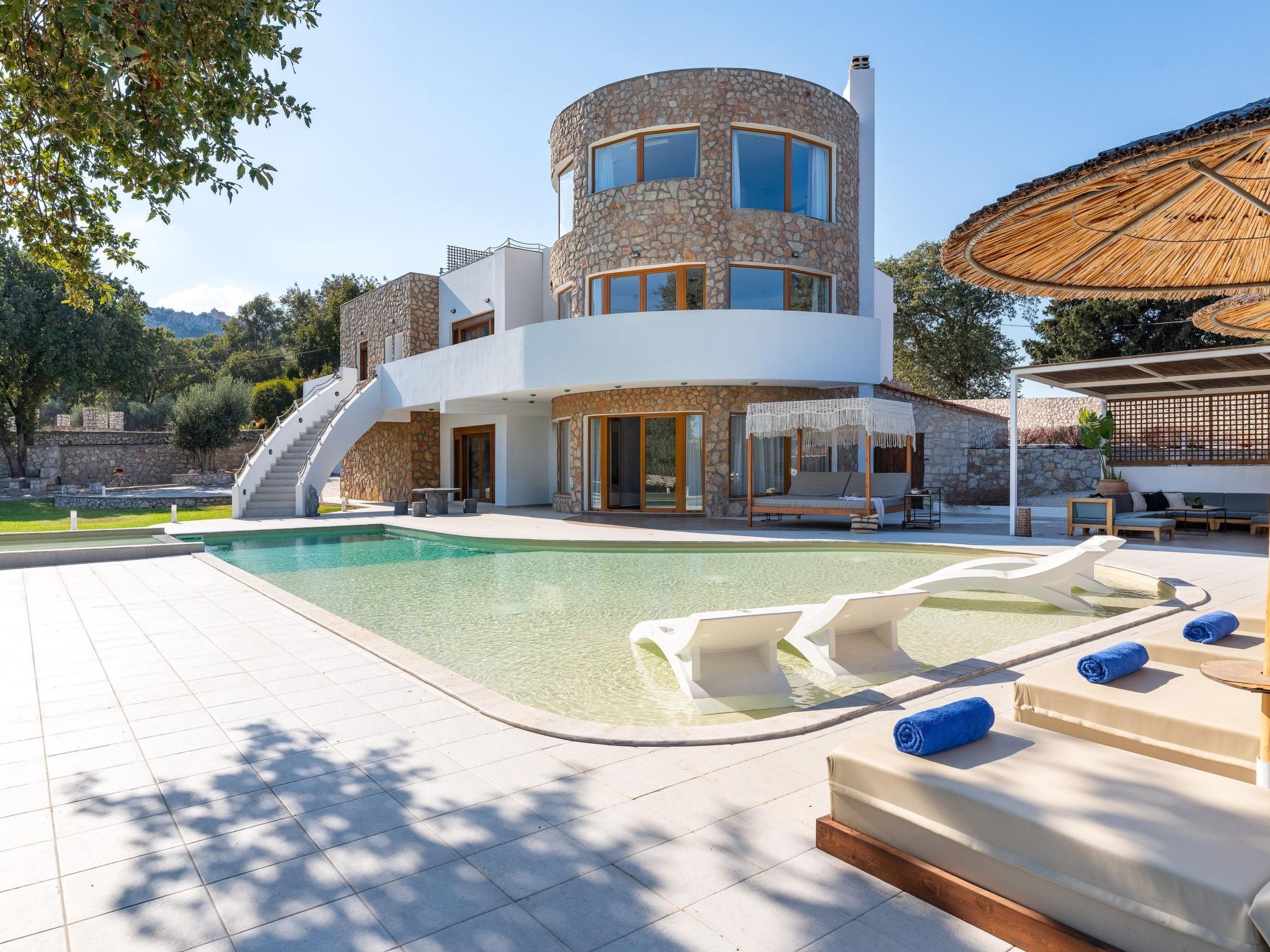 Villa Hamilton für 12 Personen in Rhodos-Stadt-Dedans