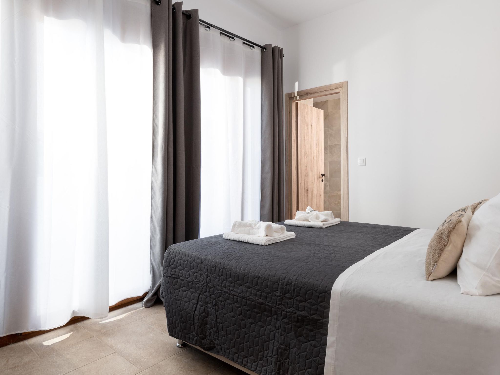 Villa Hamilton für 12 Personen in Rhodos-Stadt-Image-tags.info