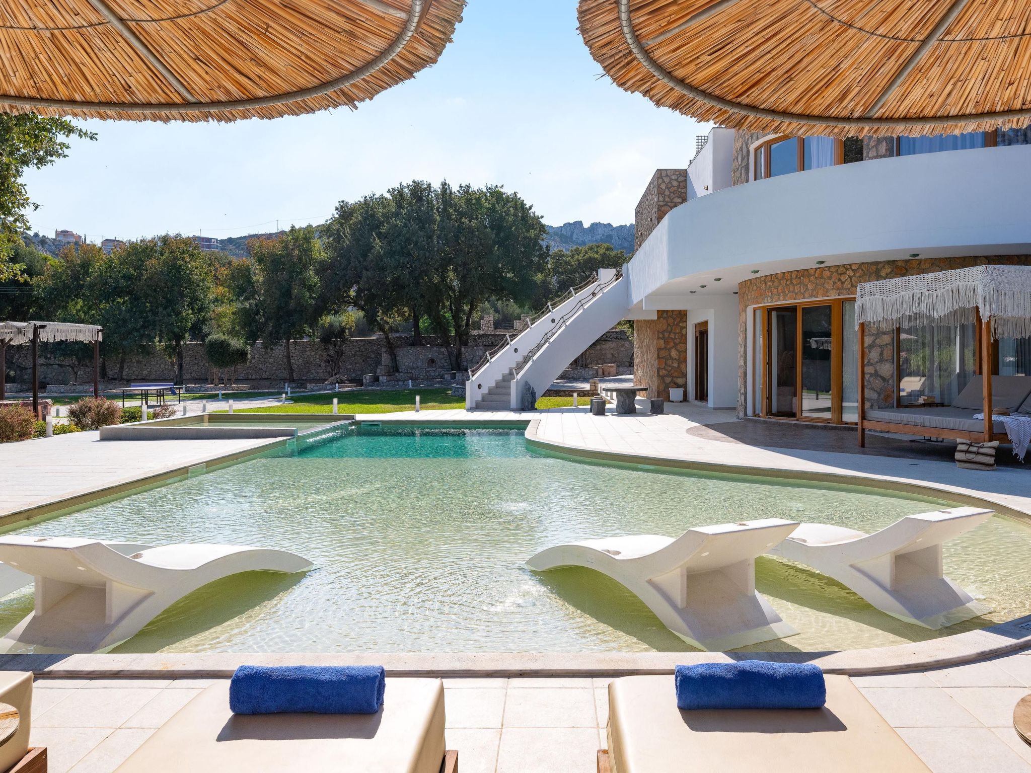 Villa Hamilton für 12 Personen in Rhodos-Stadt-Image-tags.info