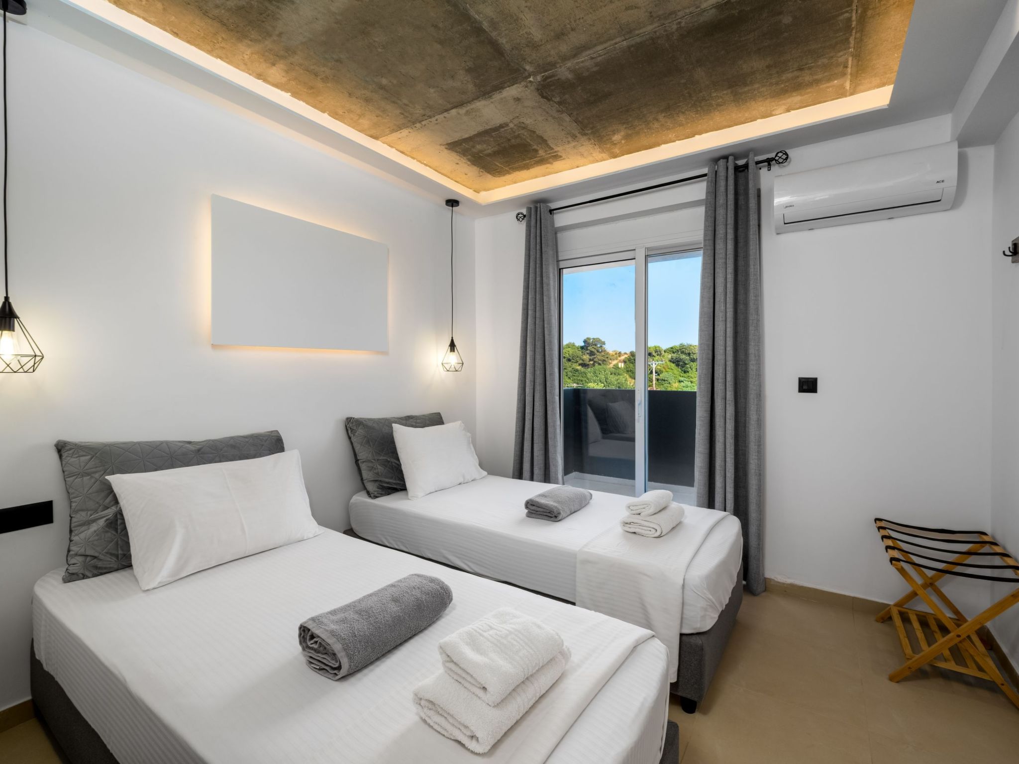 Armonikon Pool Villa 3-Dedans