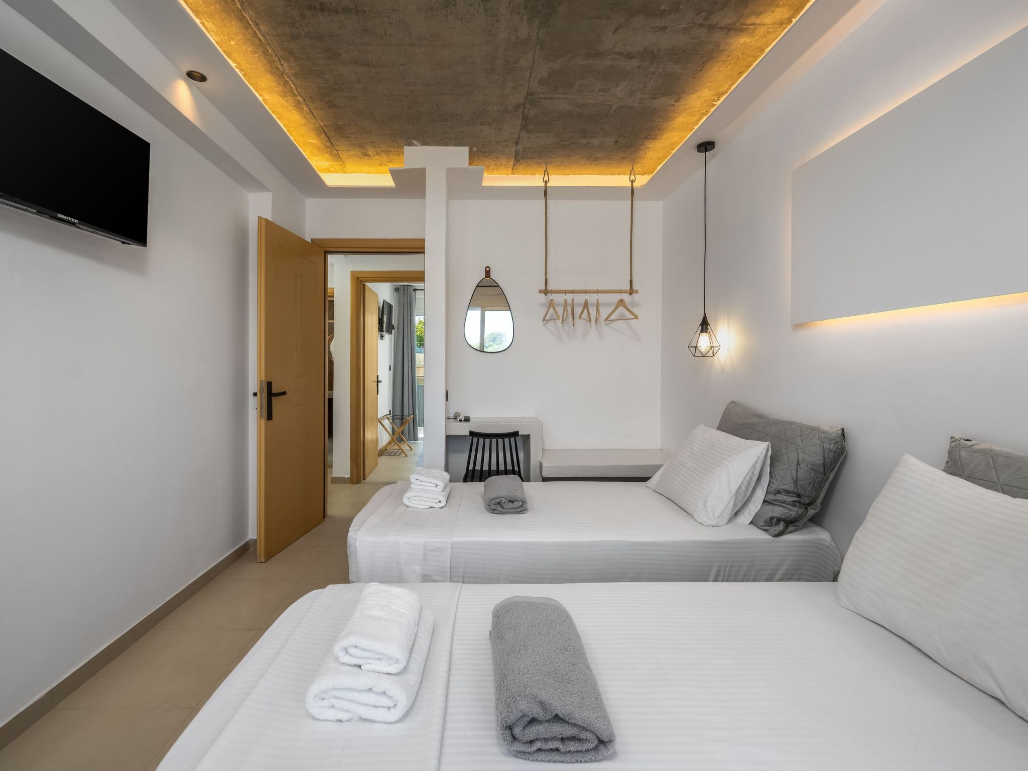 Armonikon Pool Villa 3-Dedans