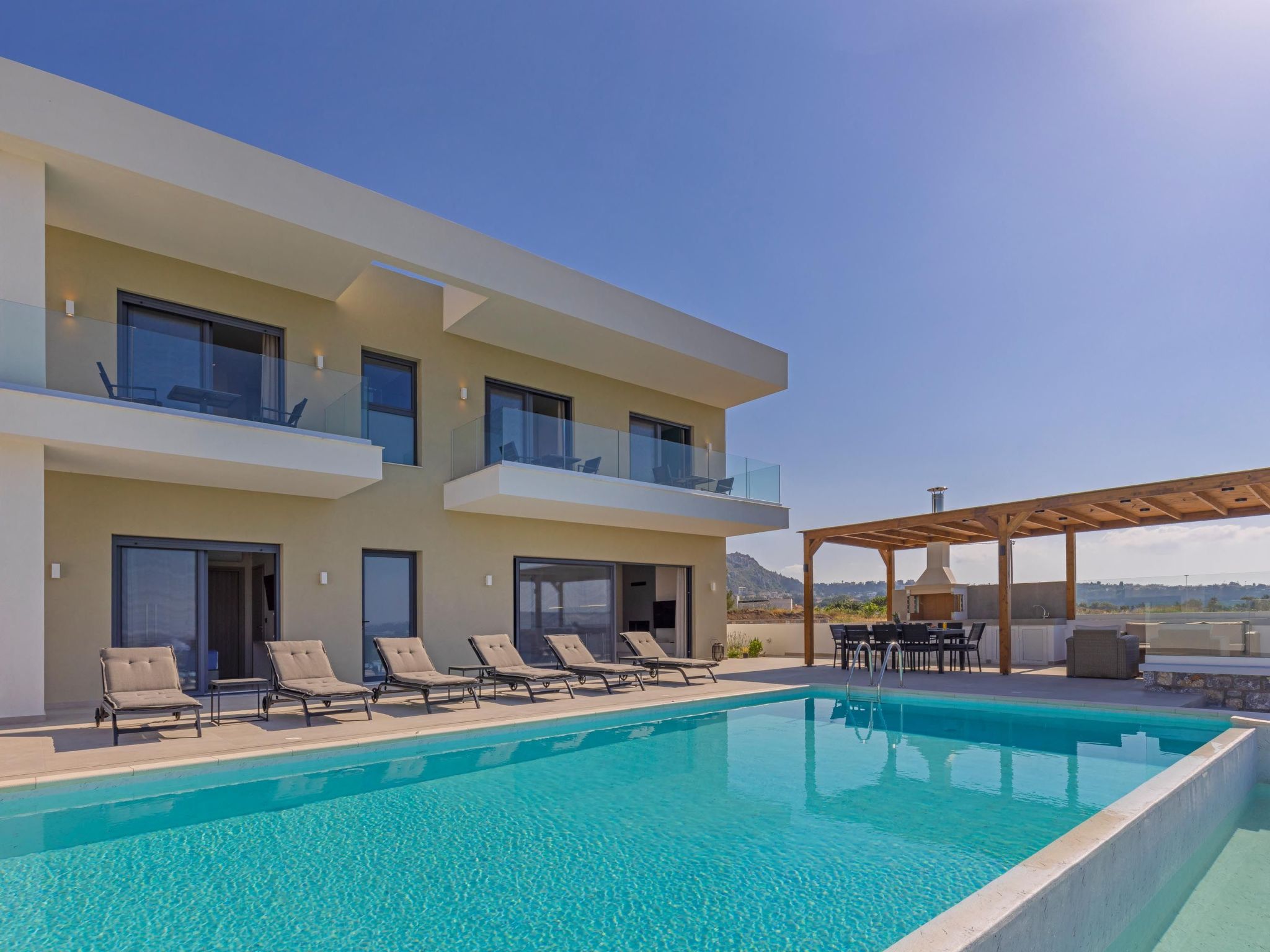 Ferienvilla Azalea mit Schwimmbad