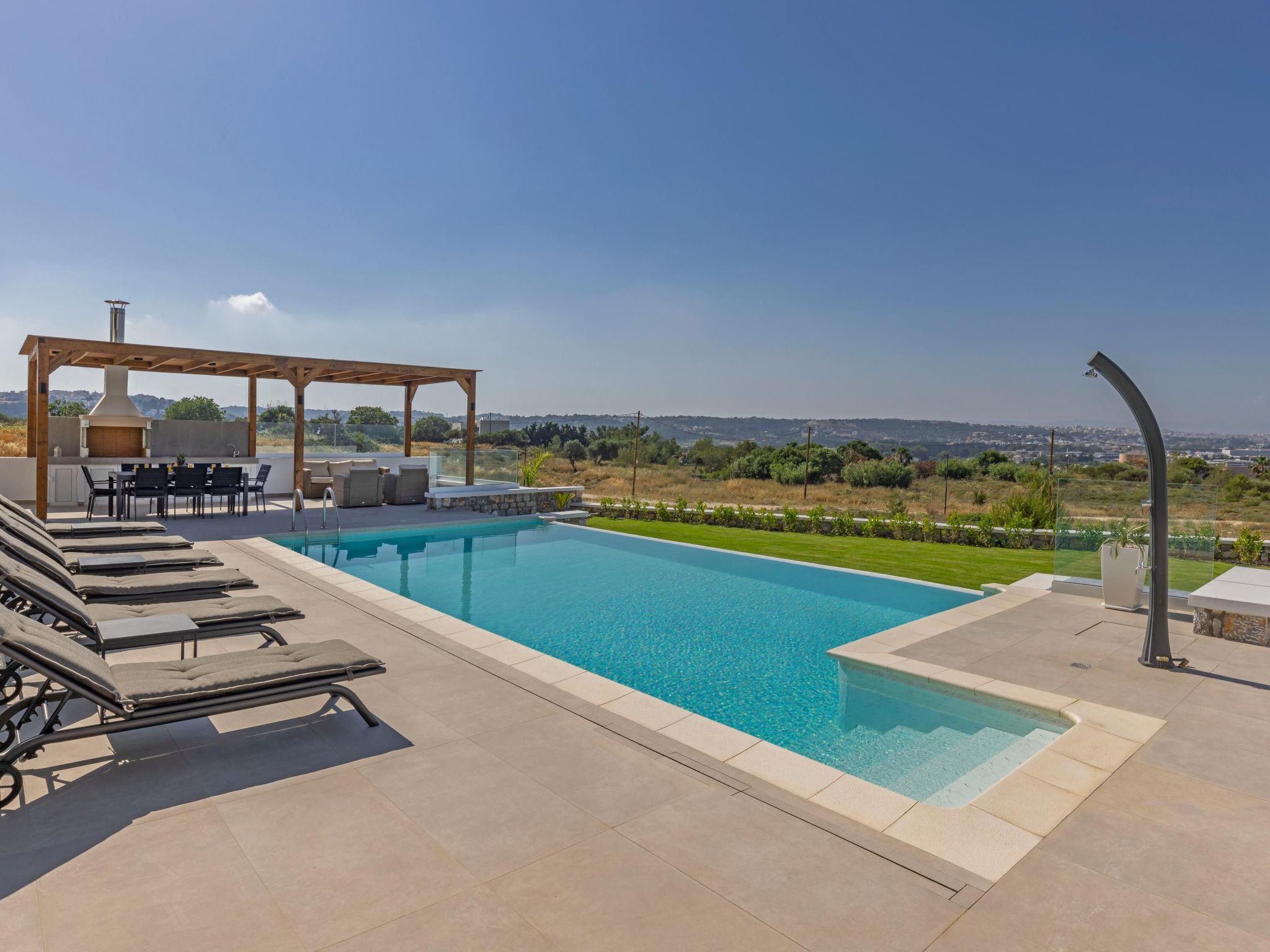 Ferienvilla Azalea mit Schwimmbad