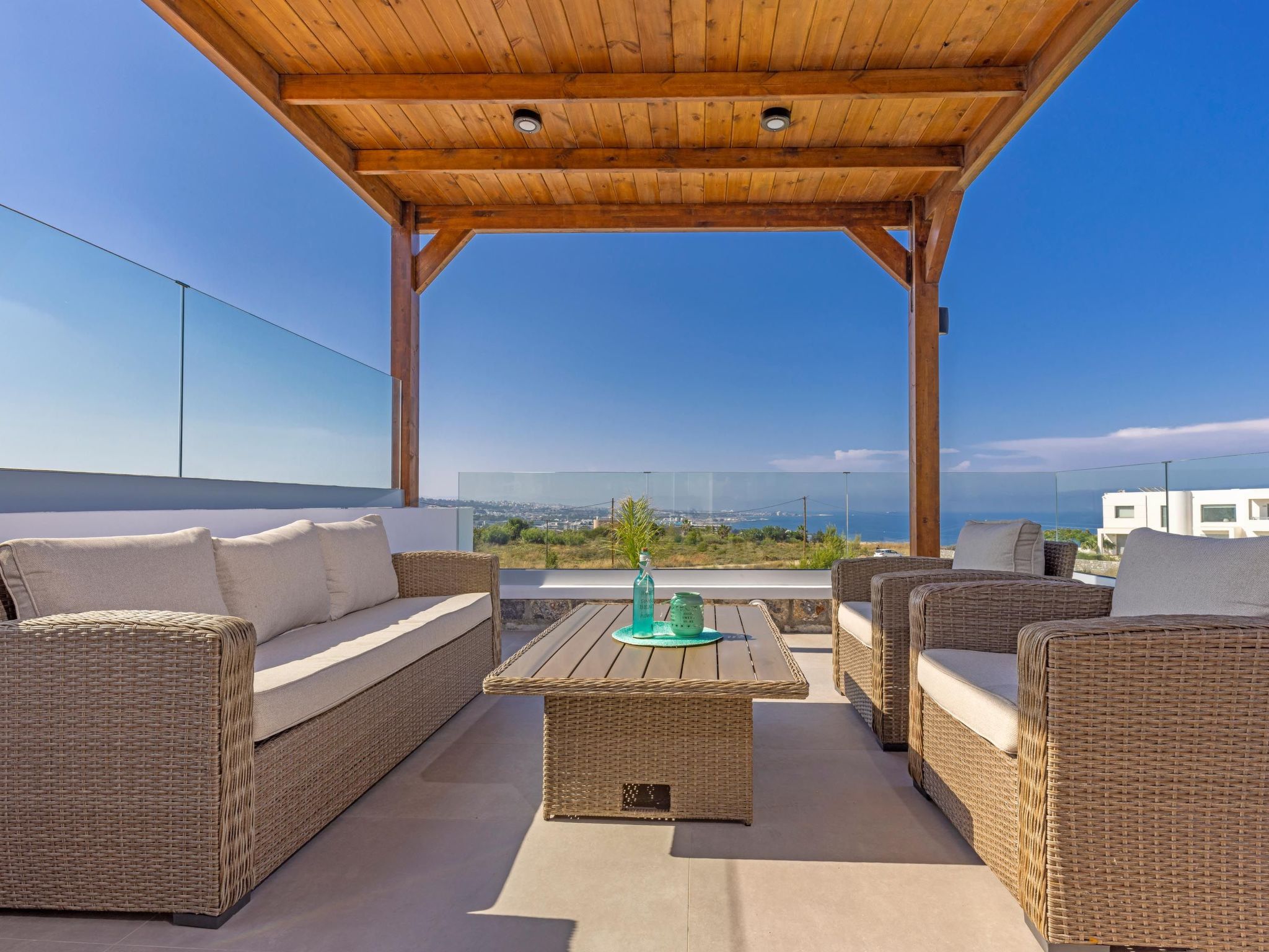 Ferienvilla Azalea mit Schwimmbad-Dedans