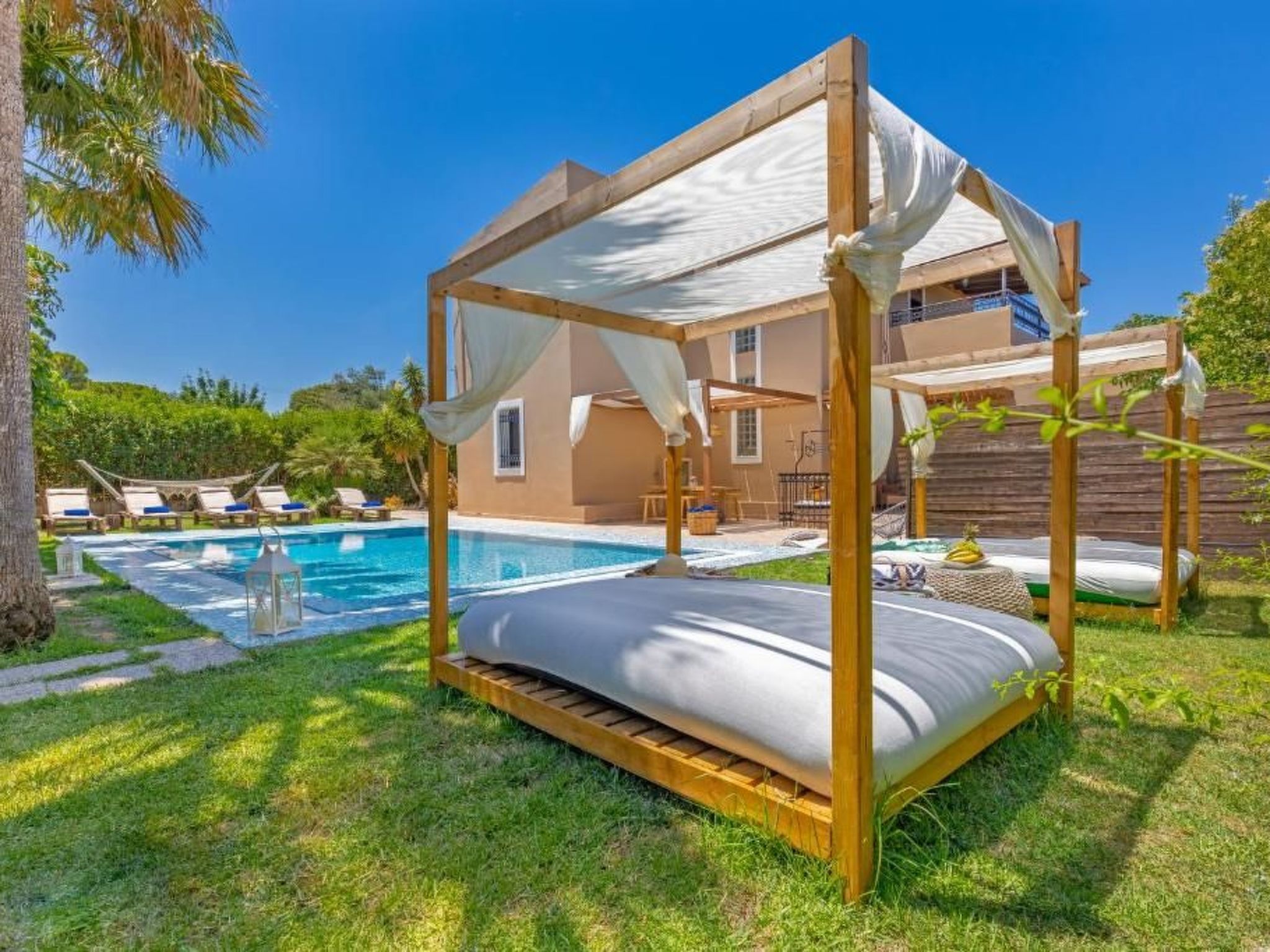 Mit Privatpool für 20 Personen in Ialysos, Dodekanes-Image-tags.info