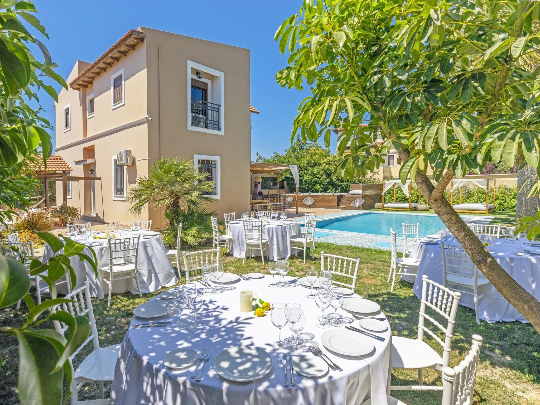 Mit Privatpool für 20 Personen in Ialysos, Dodekanes-Image-tags.info