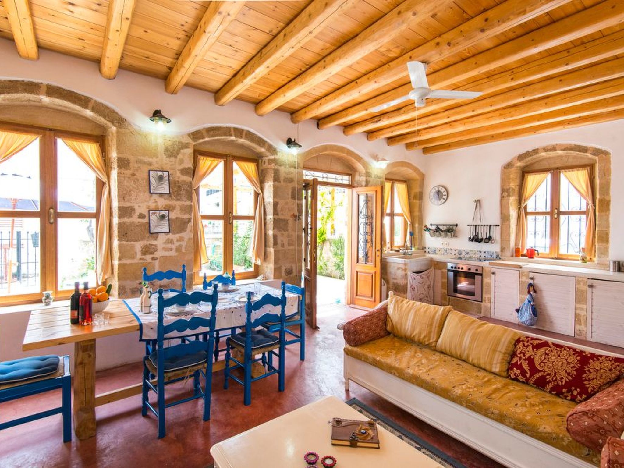 Mit Barbecue in Ialyssos