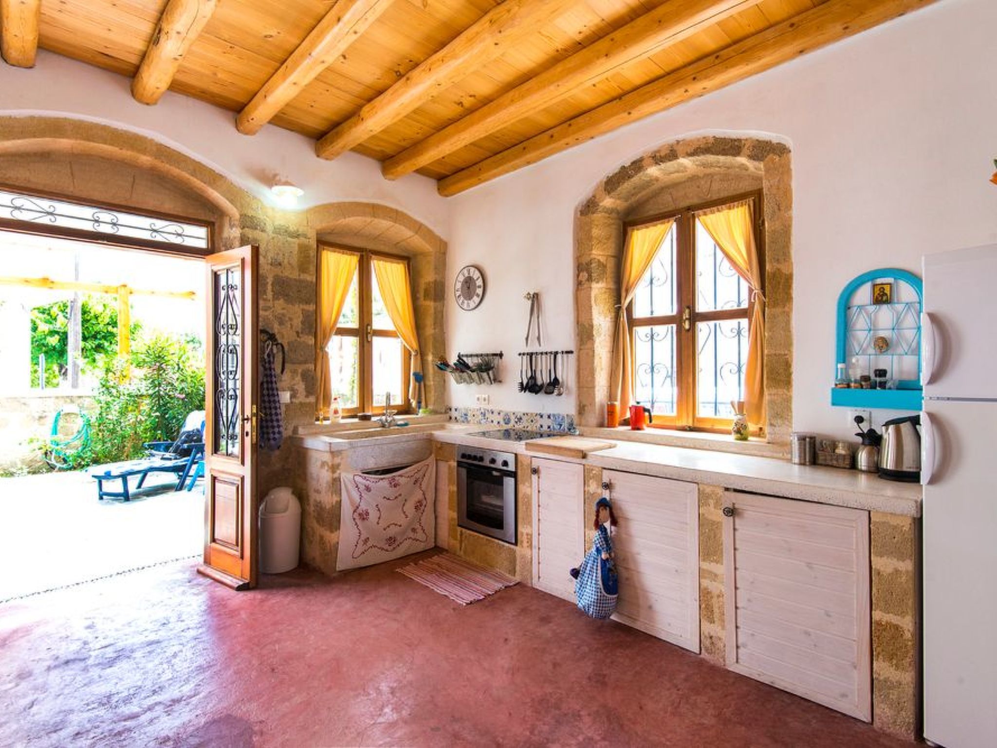 Mit Barbecue in Ialyssos