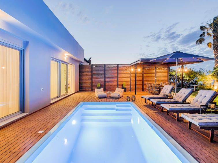 Nastazia Luxury Beach House in Ialyssos