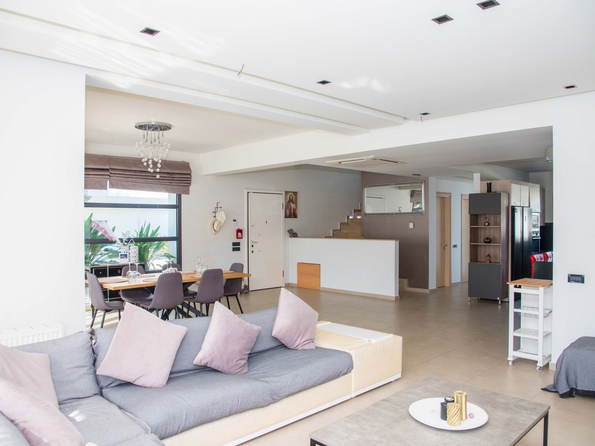 Luxuriöse Ferienvilla Elena-Dedans