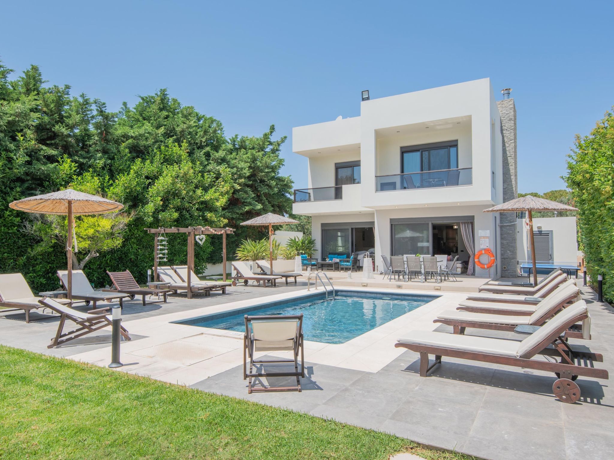 Photo of Luxuriöse Ferienvilla Elena