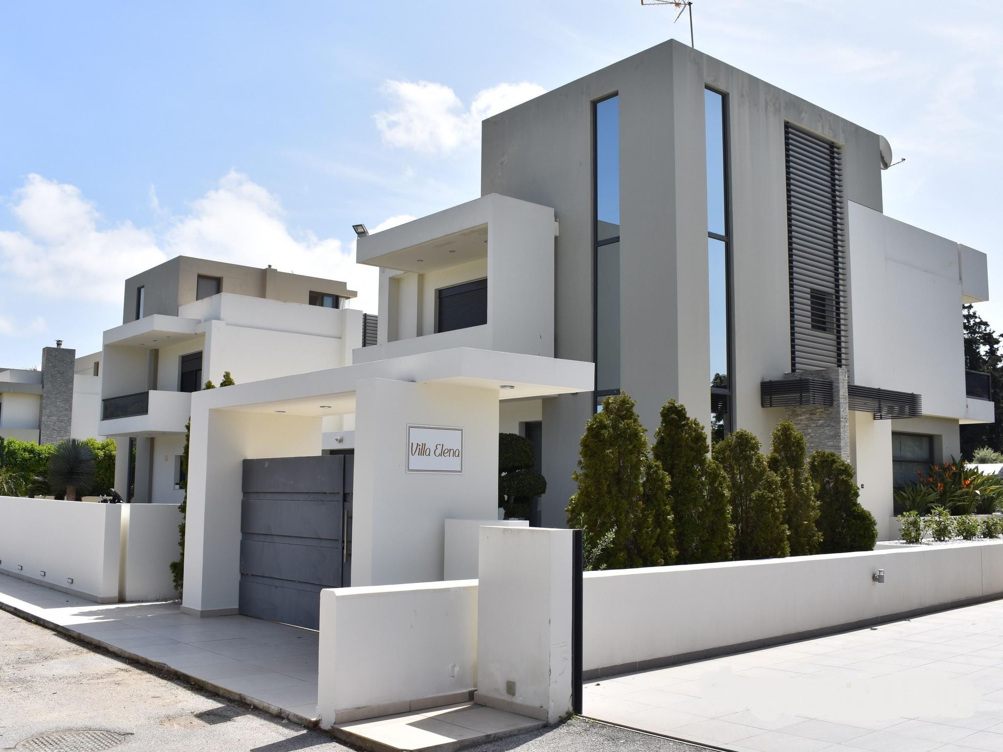 Photo of Luxuriöse Ferienvilla Elena