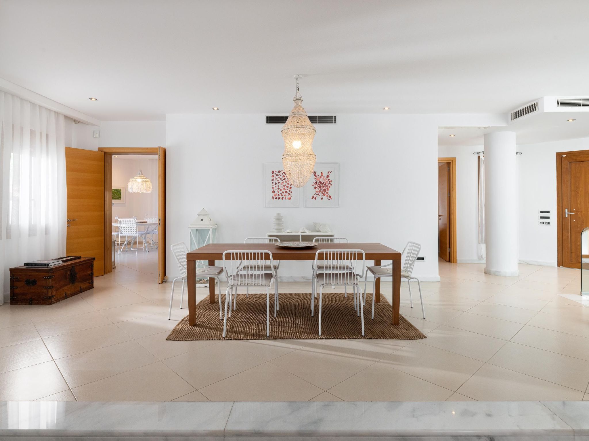 Schöne weiße Ferienvilla Liebe-Dedans