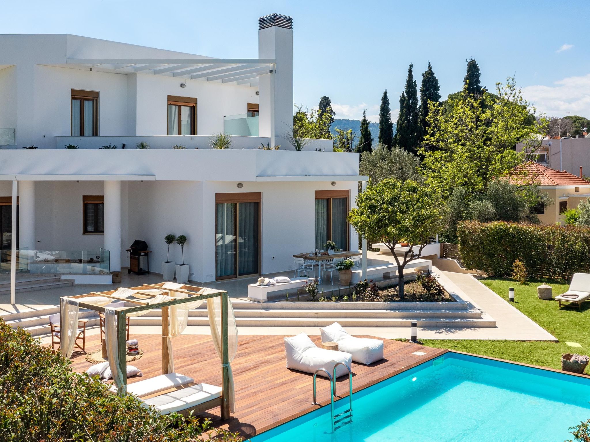 Photo of Schöne weiße Ferienvilla Liebe