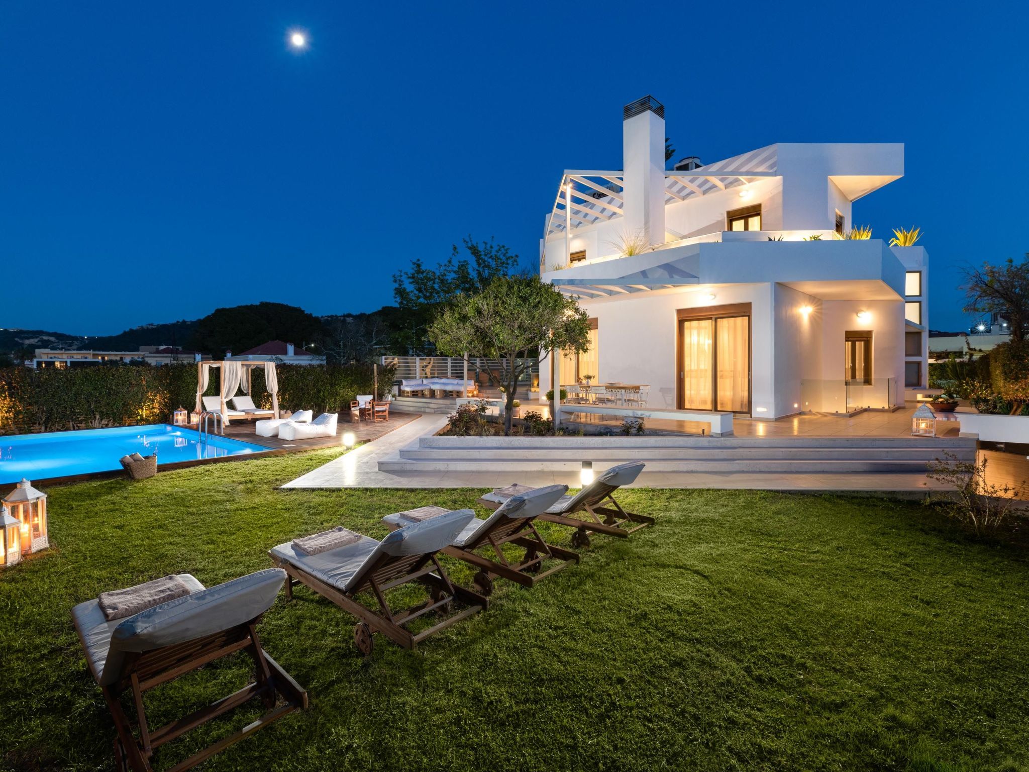 Photo of Schöne weiße Ferienvilla Liebe