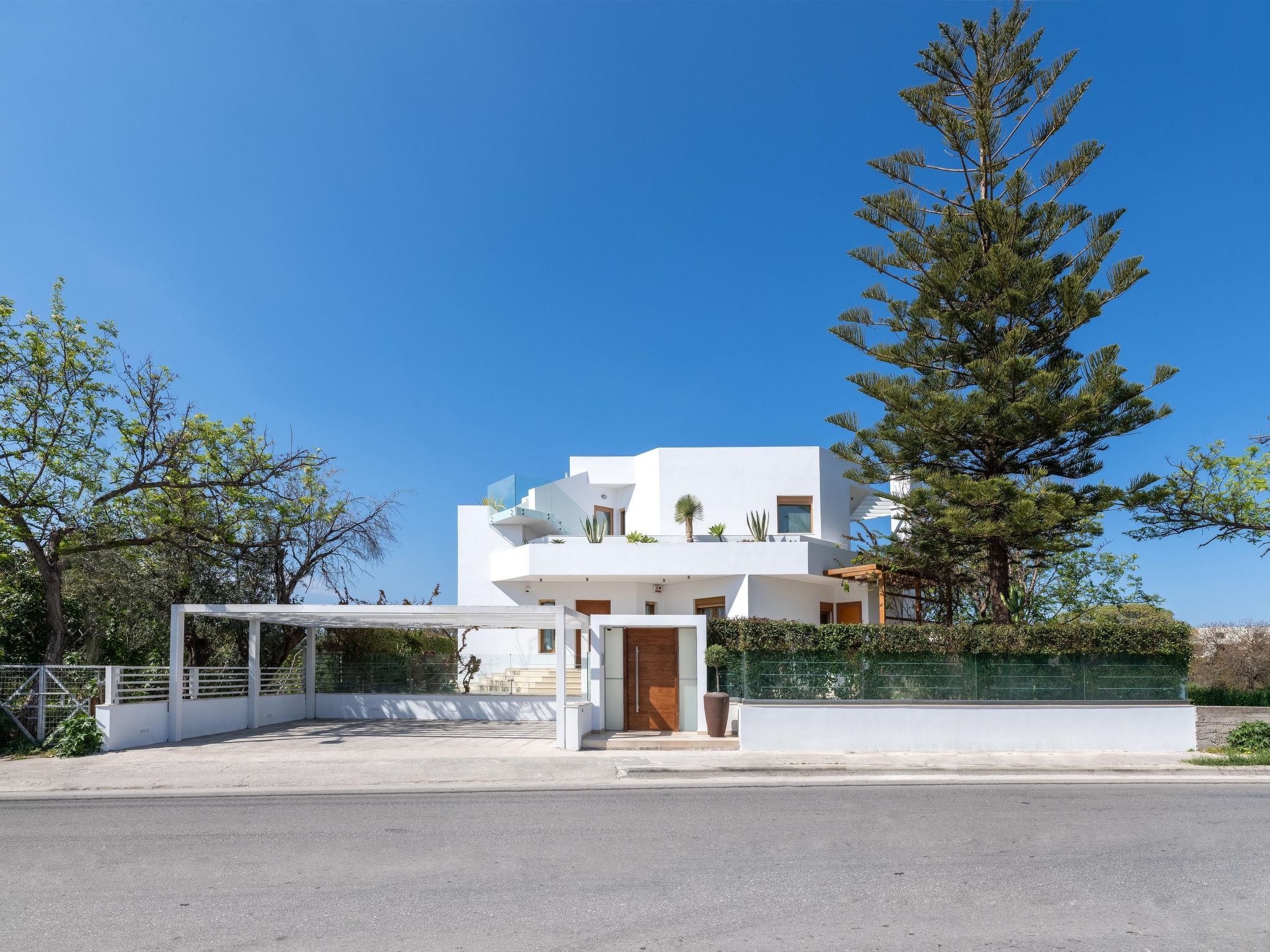 Photo of Schöne weiße Ferienvilla Liebe