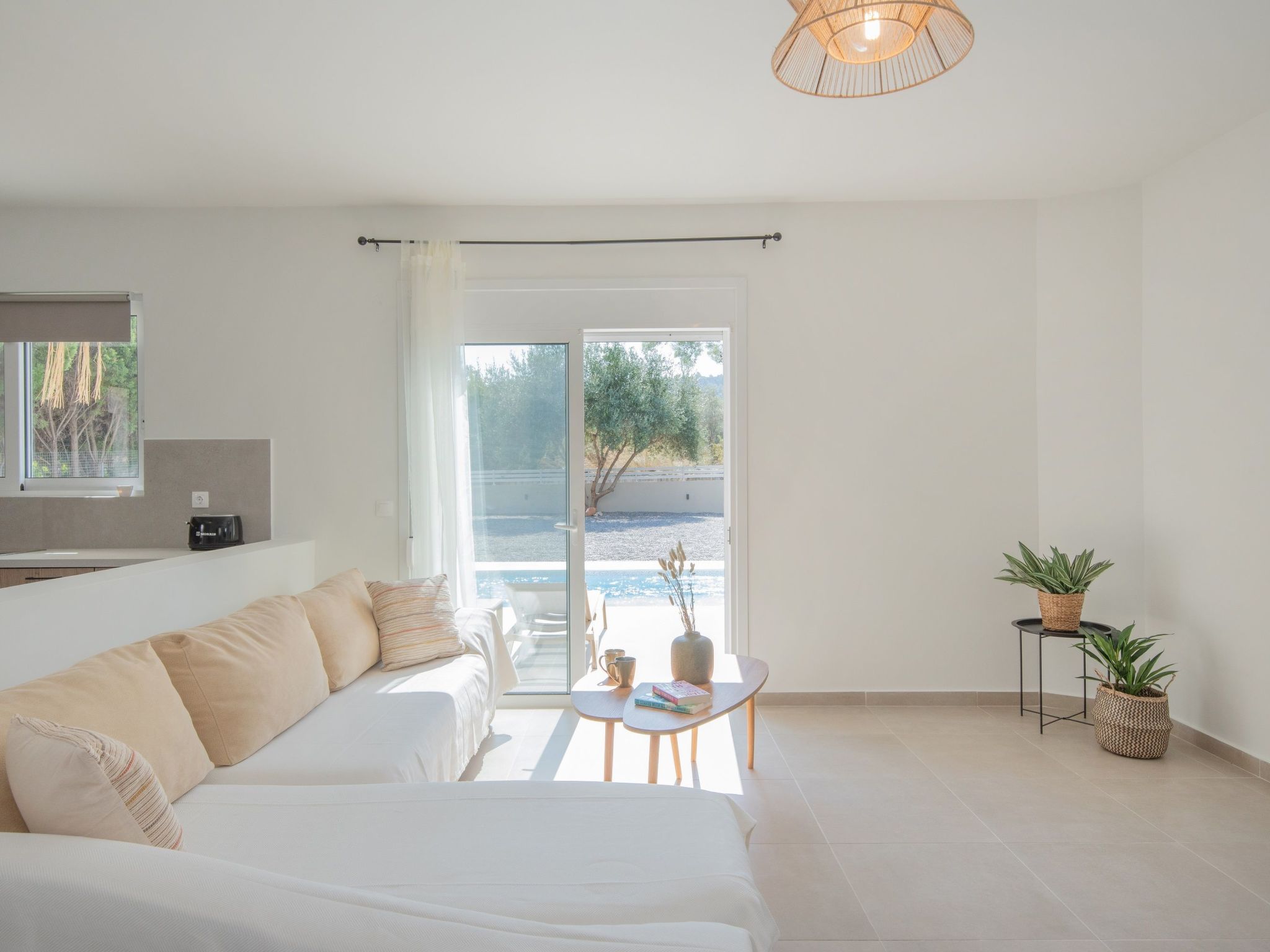 Elias Filerimos Haus-Dedans