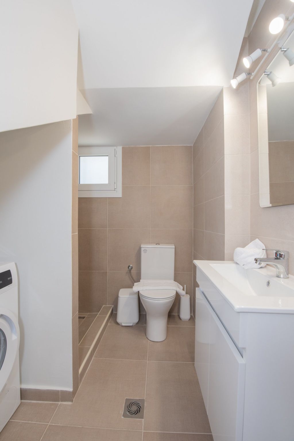 Photo of Elias Filerimos Haus