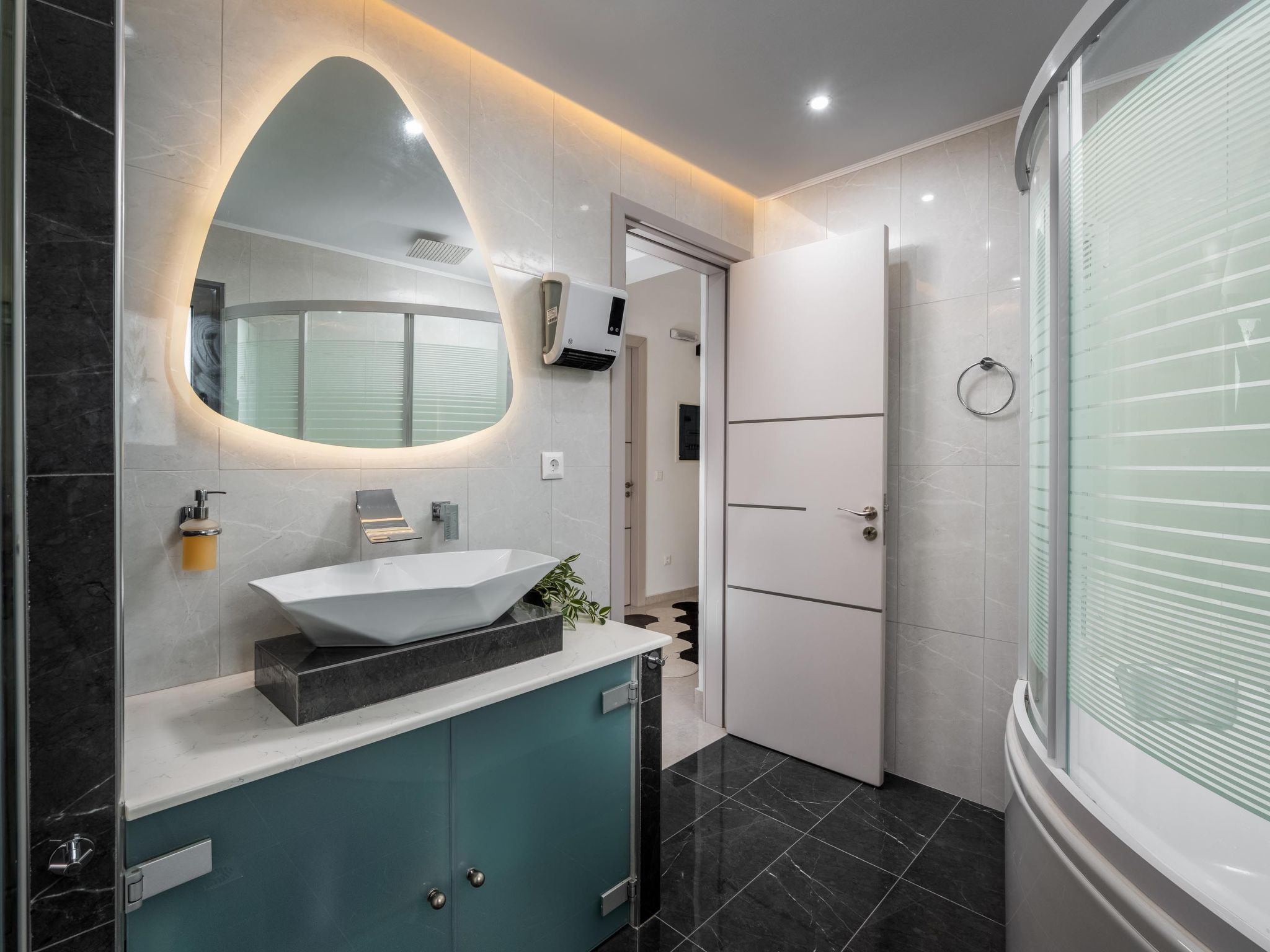 Photo of Versteckte Villa