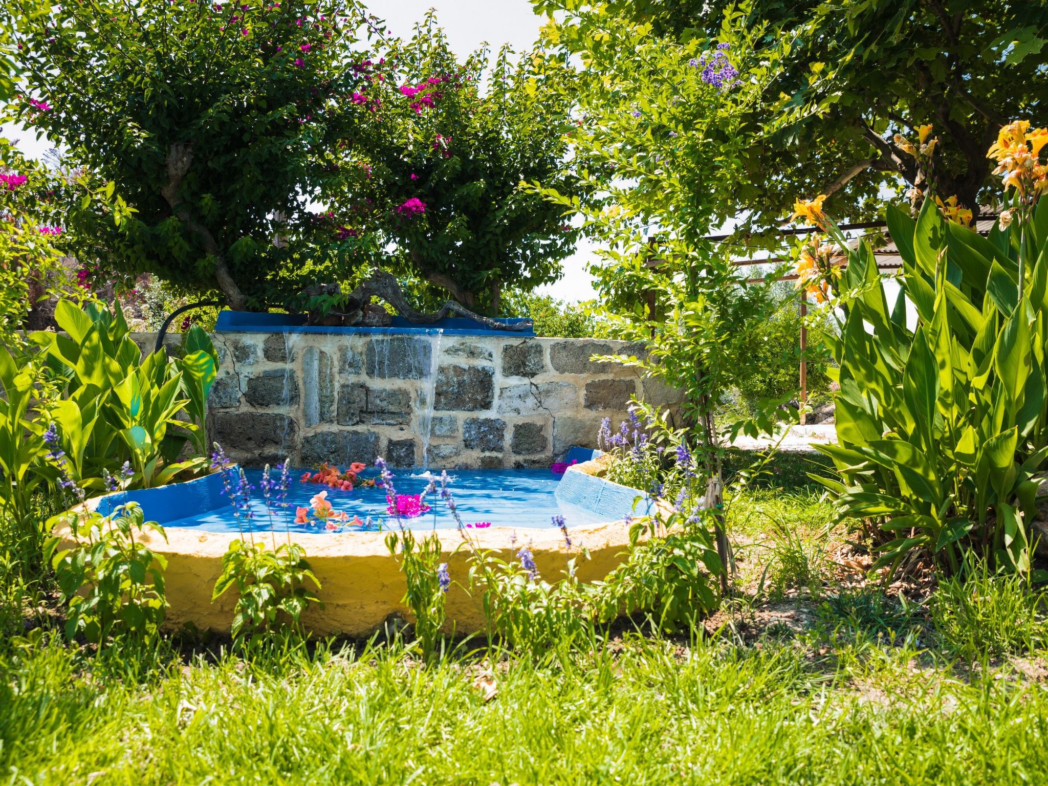 Anwesen mit Whirlpool-Dehors