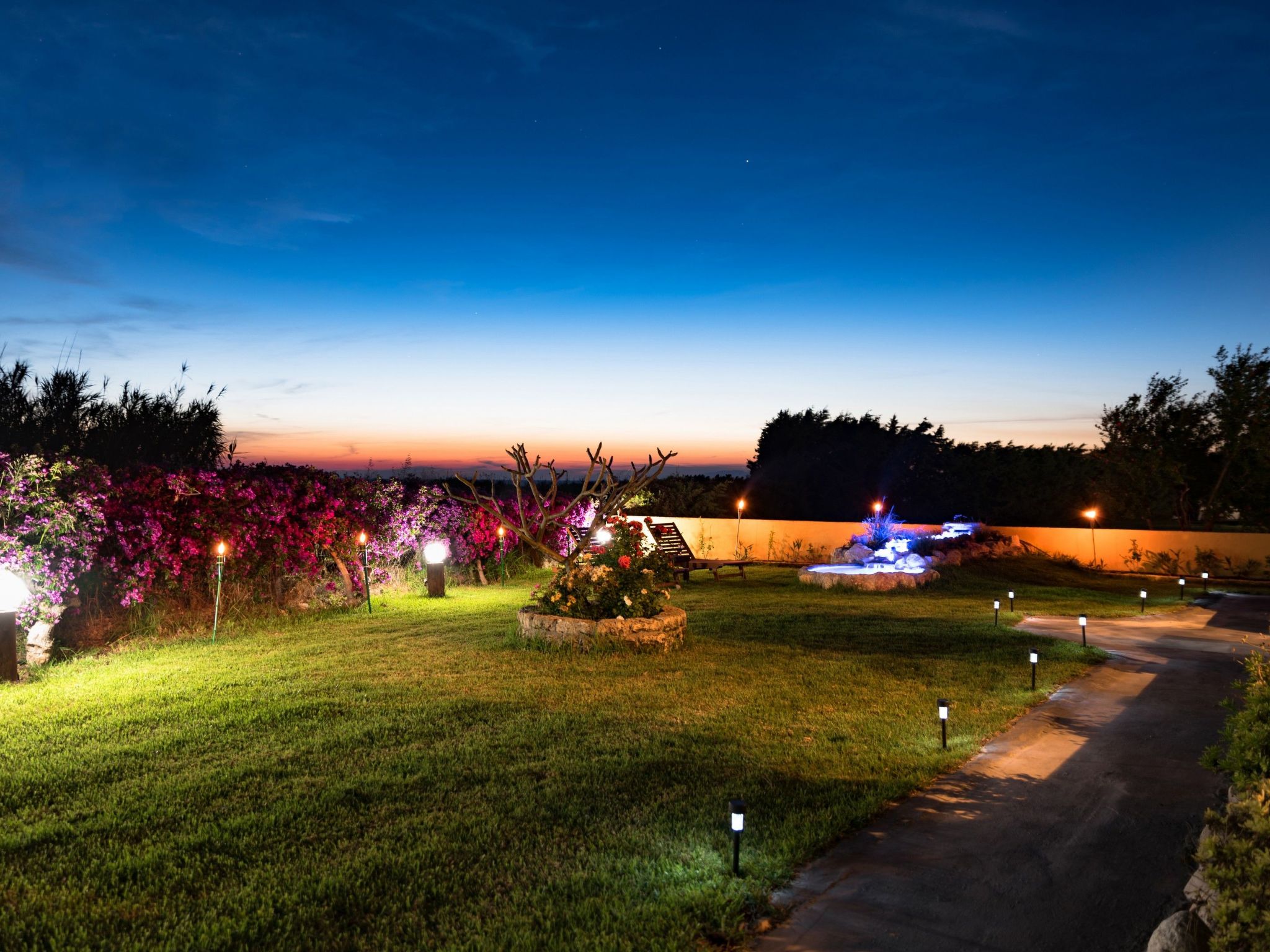 Anwesen mit Whirlpool-Image-tags.info